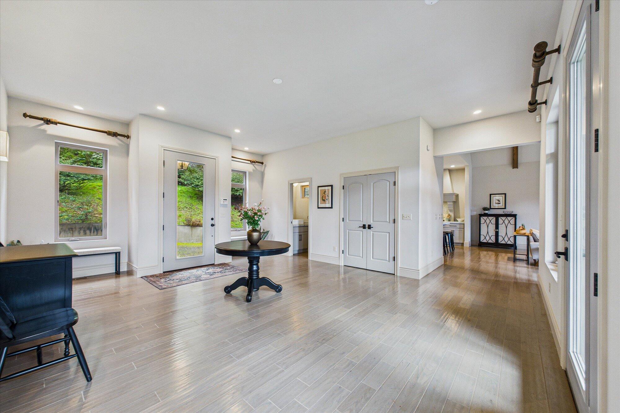 3200/3204 Buttermilk Lane