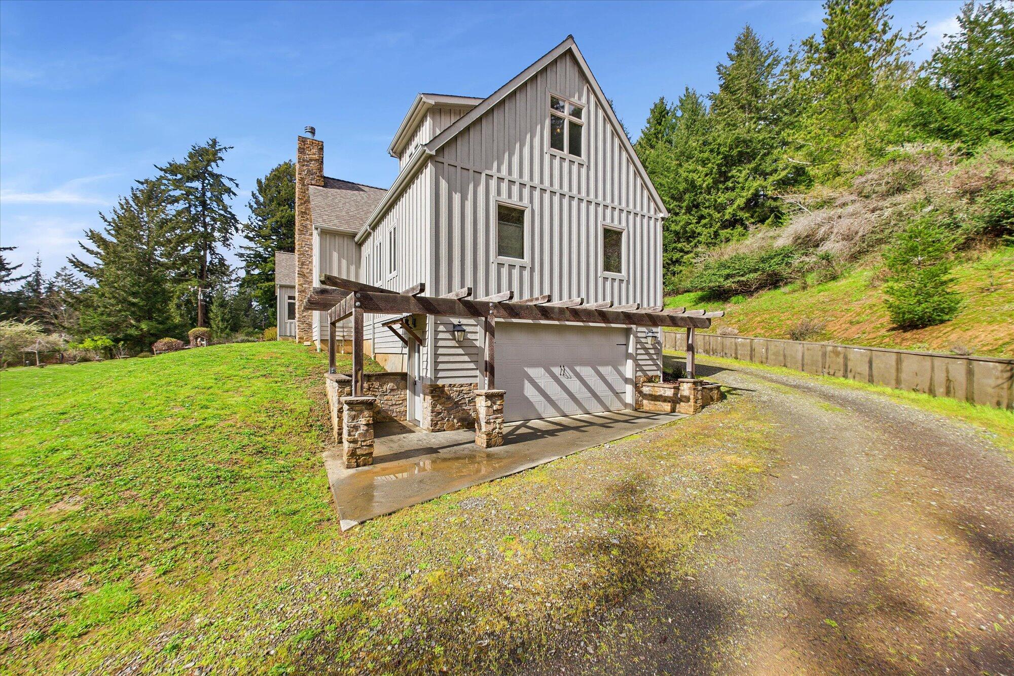 3200/3204 Buttermilk Lane
