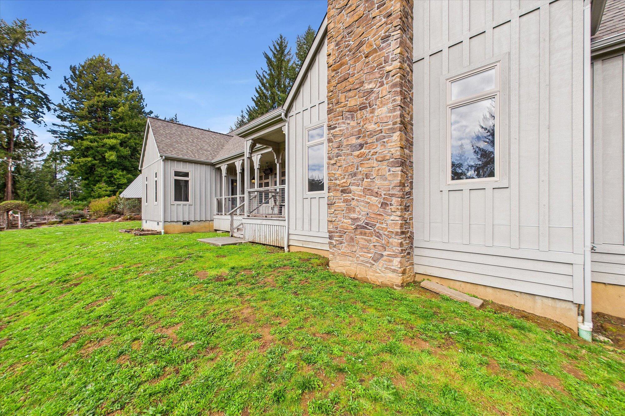 3200/3204 Buttermilk Lane