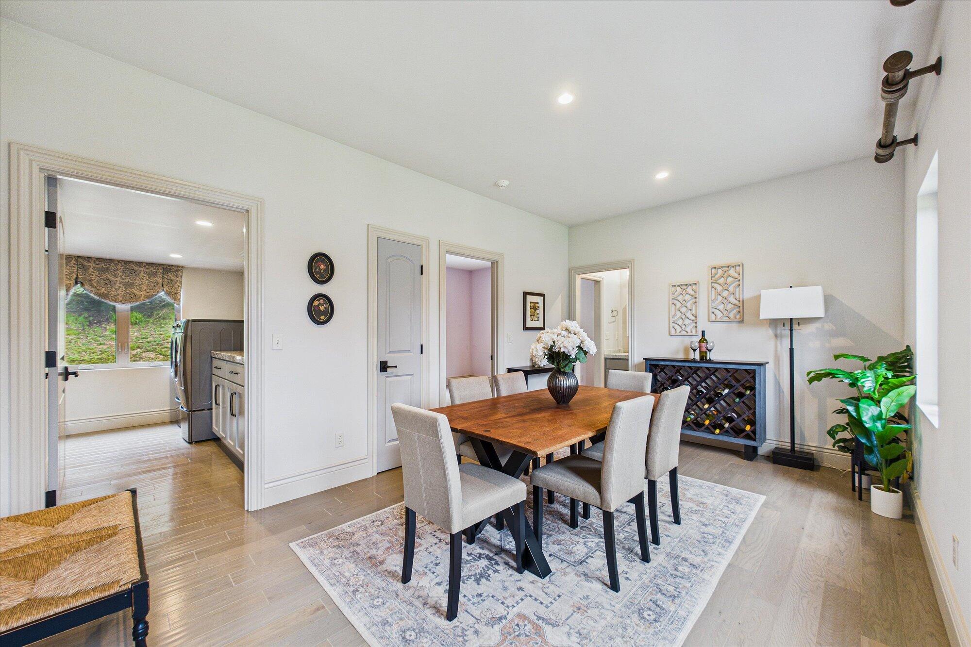 3200/3204 Buttermilk Lane