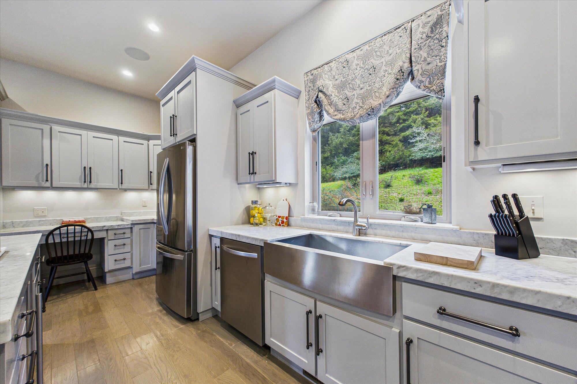 3200/3204 Buttermilk Lane
