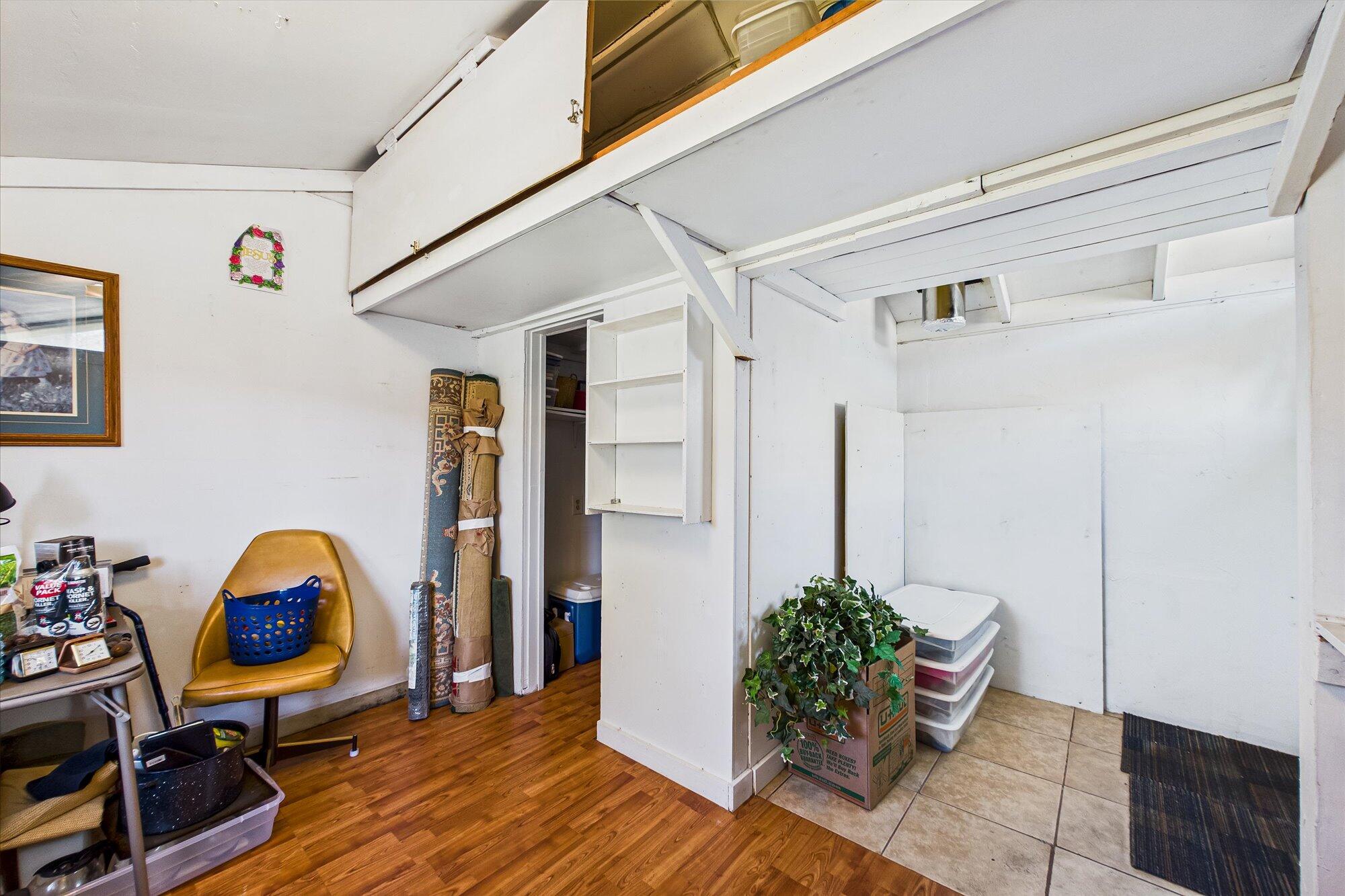 1686 Ronald Avenue