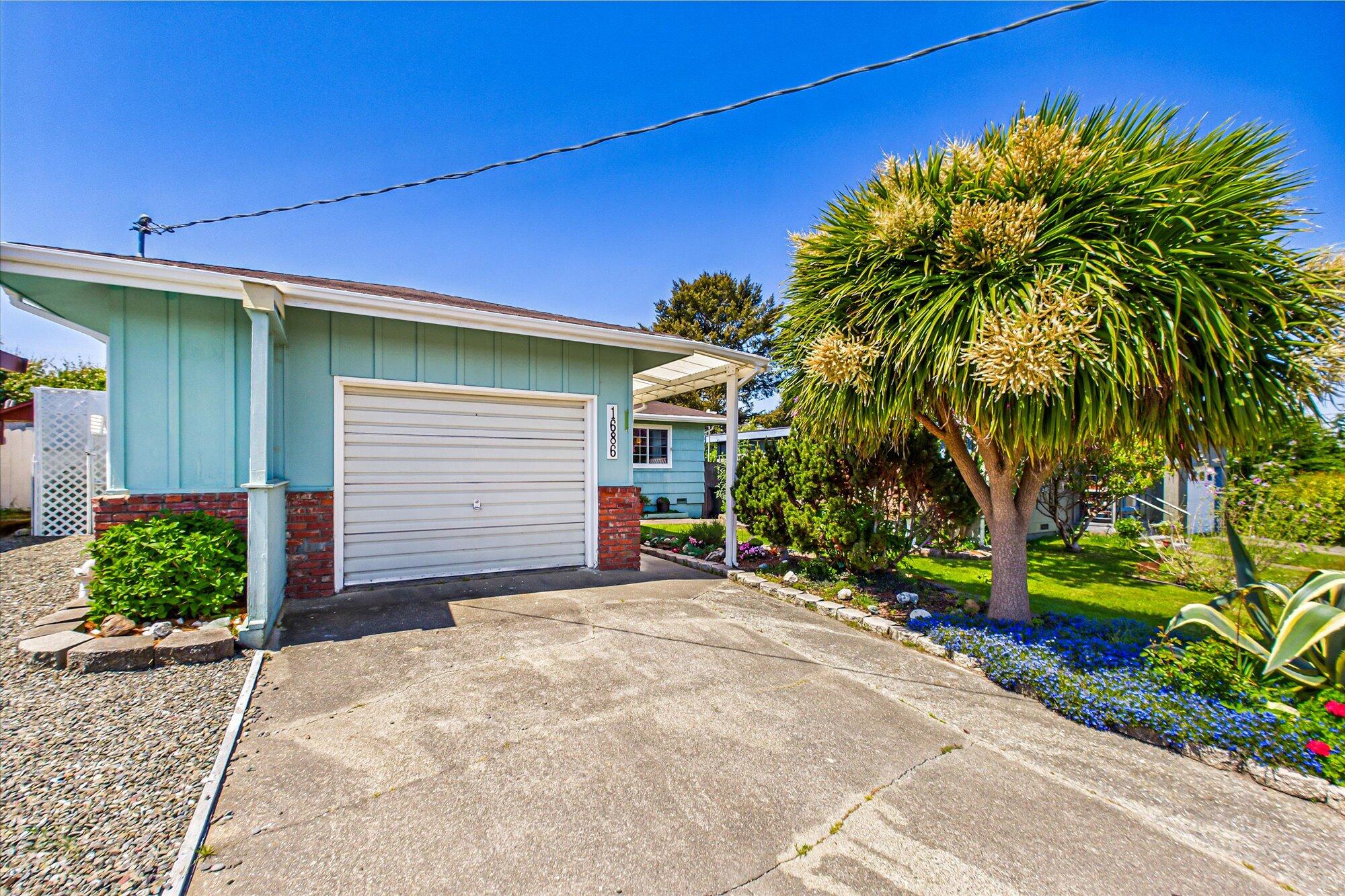 1686 Ronald Avenue