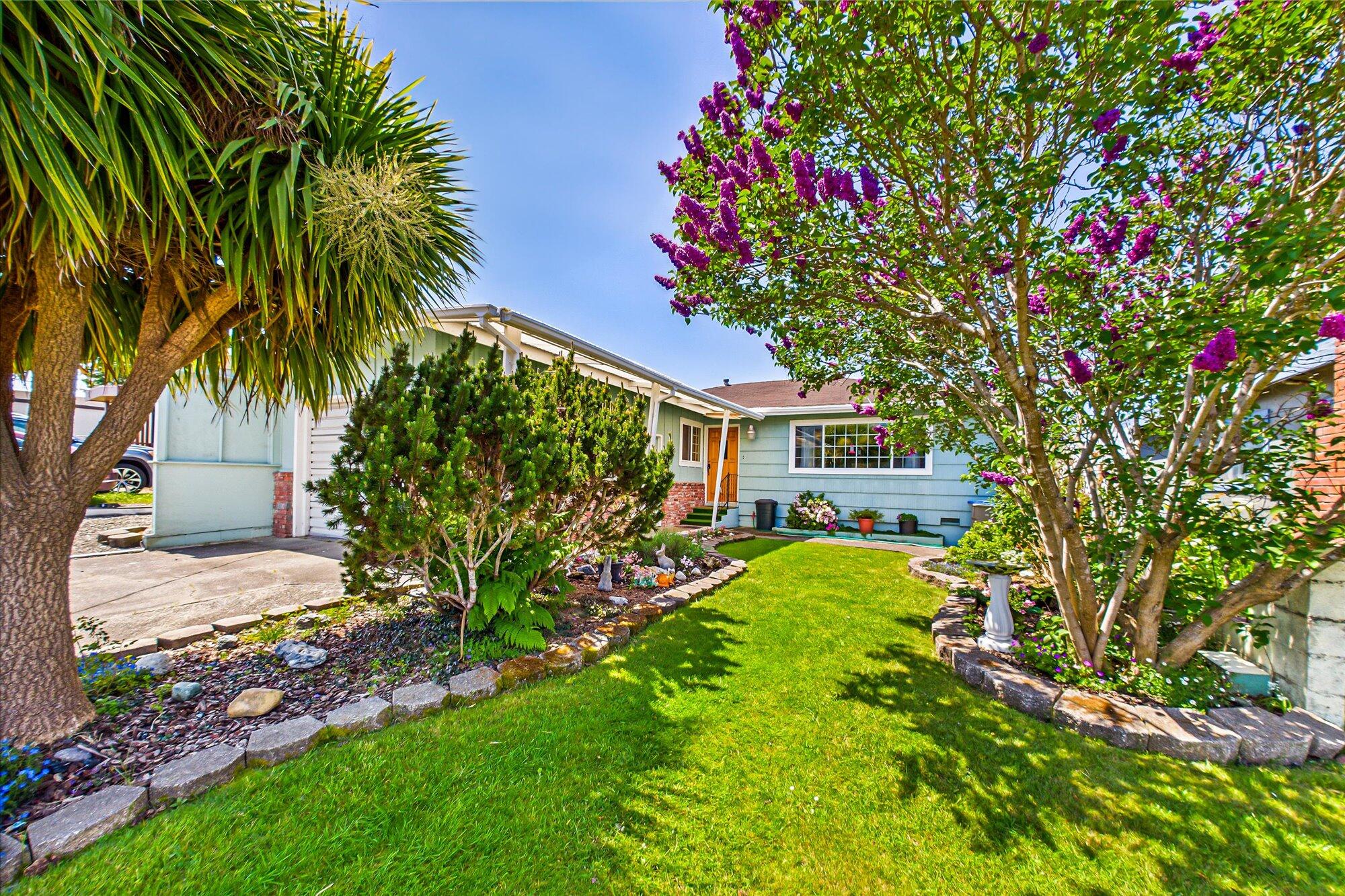 1686 Ronald Avenue