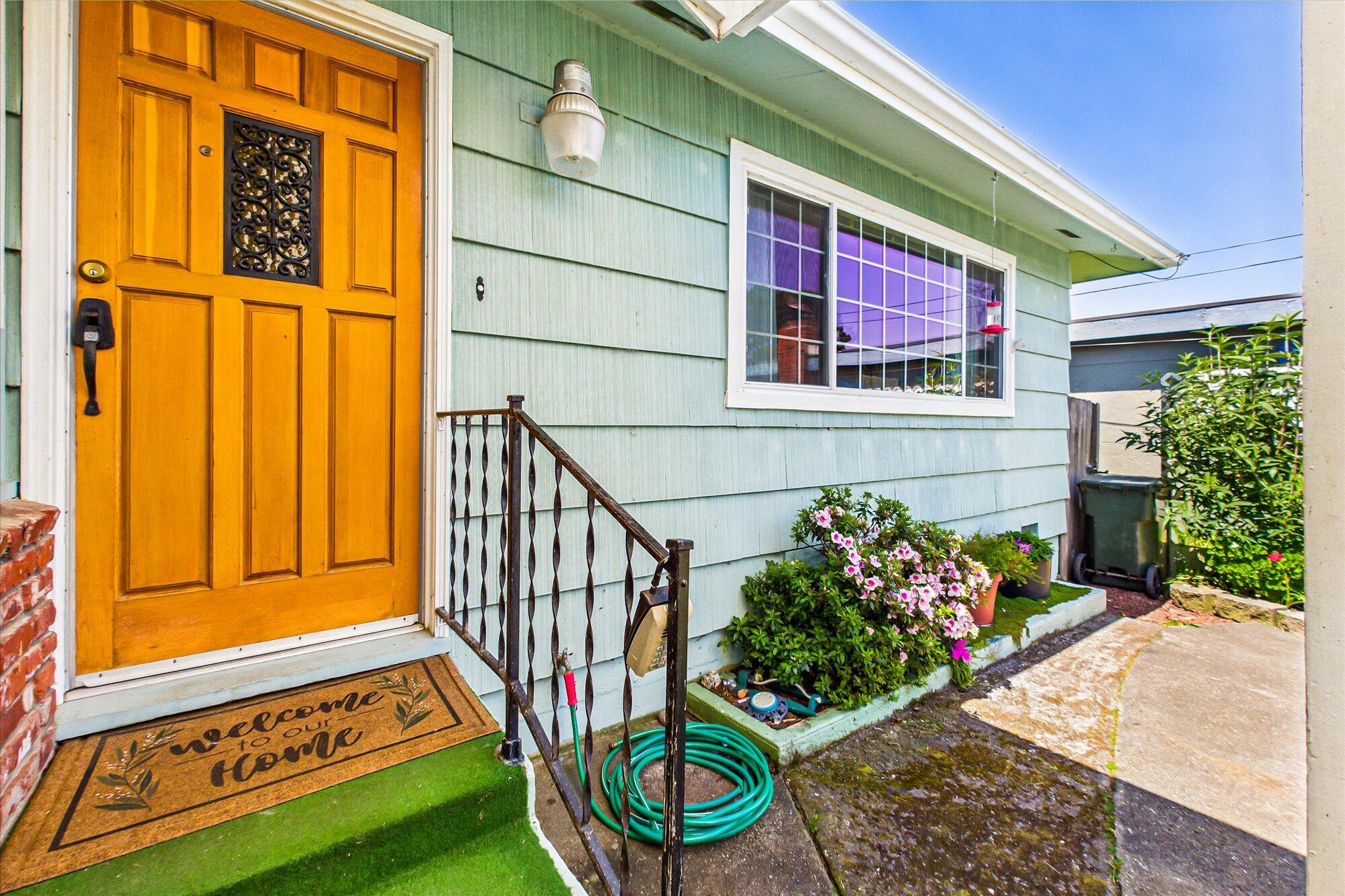1686 Ronald Avenue