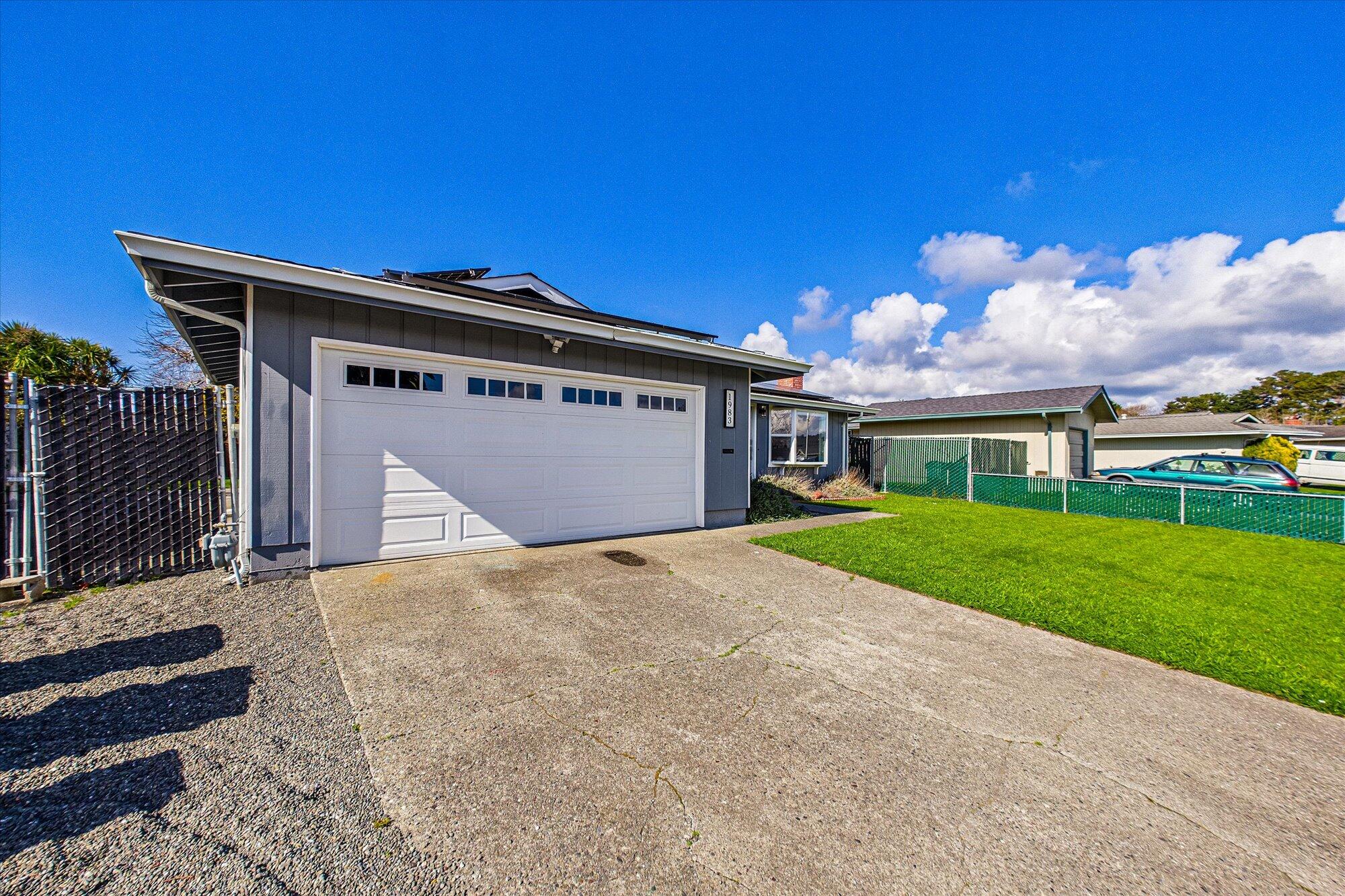 1983 Ernest Way