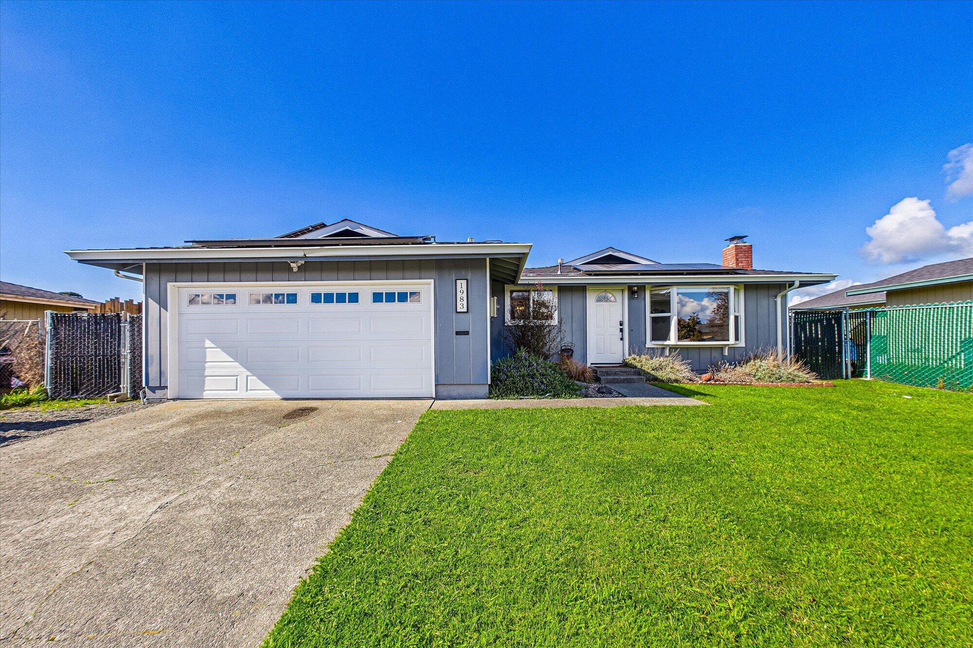 1983 Ernest Way