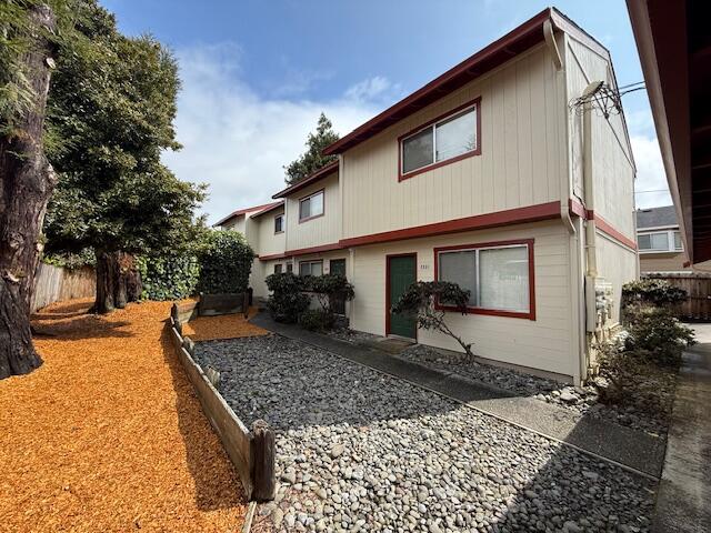 2231 Primrose Avenue