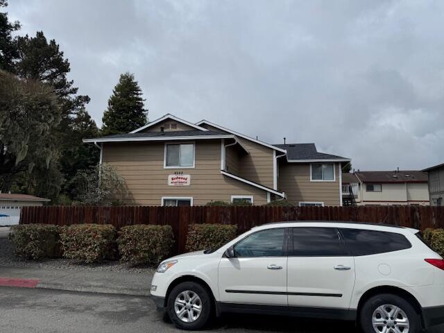 4242 Walnut Drive