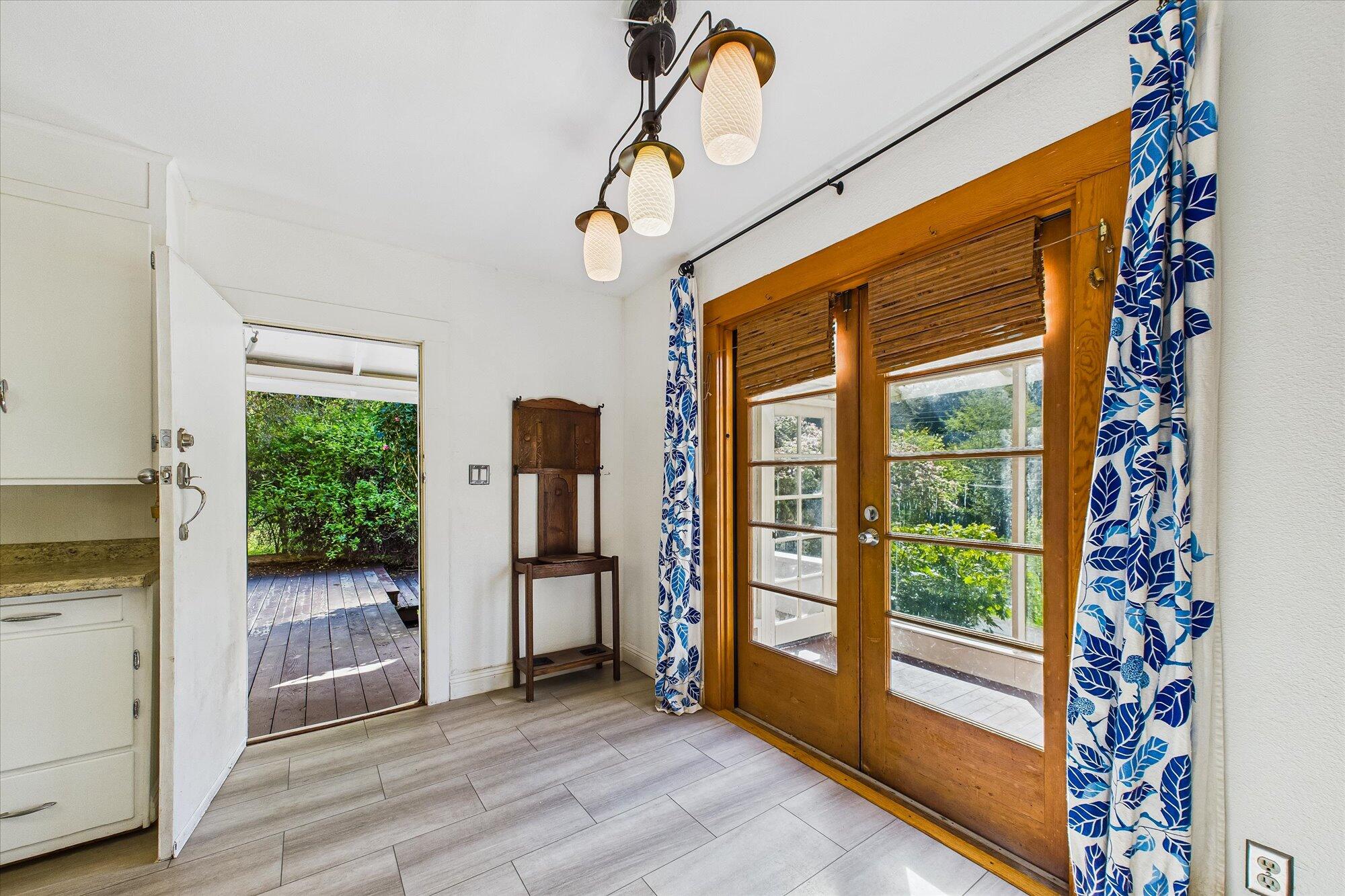 581 Redmond Road