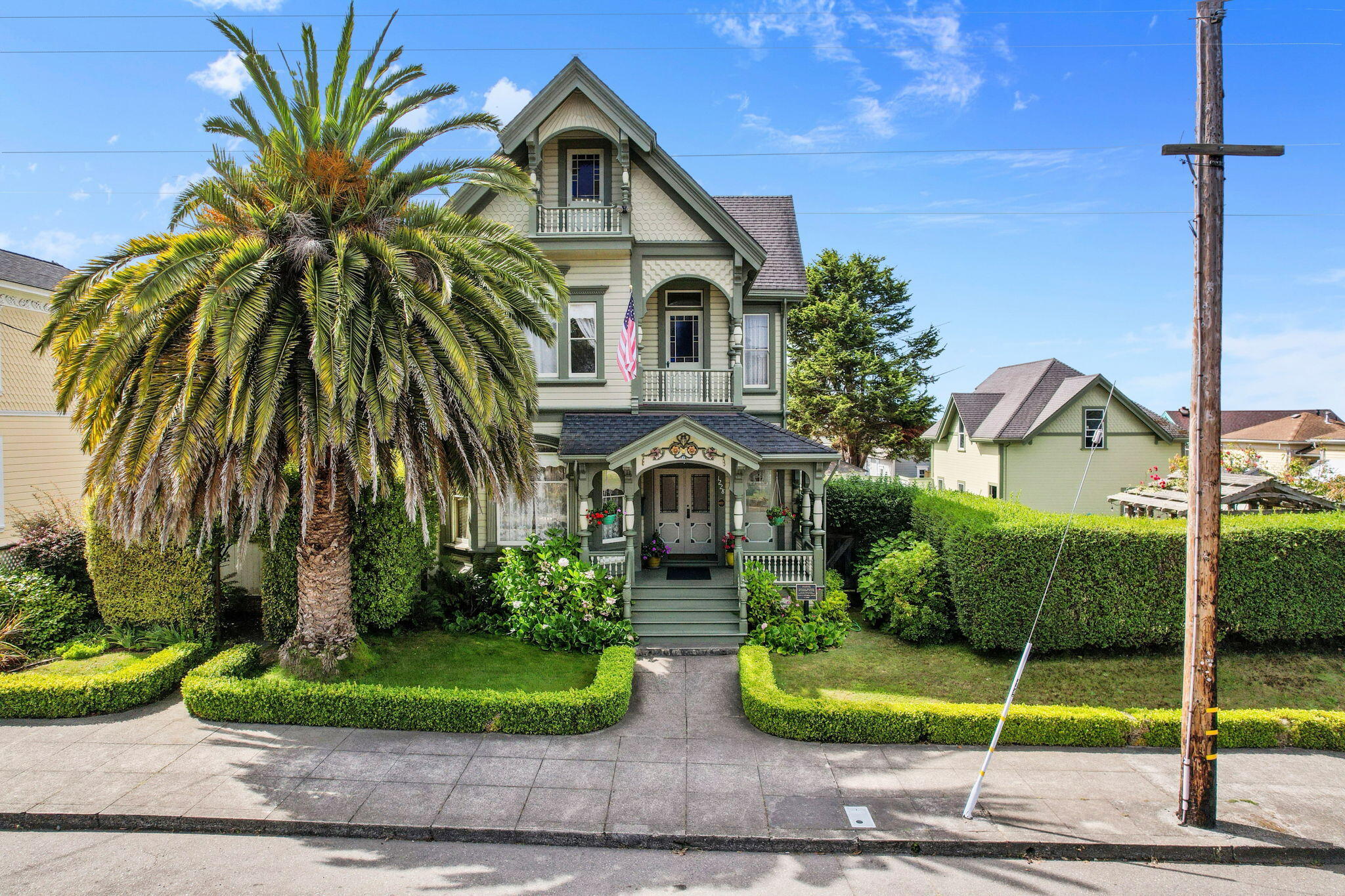 1228 C Street