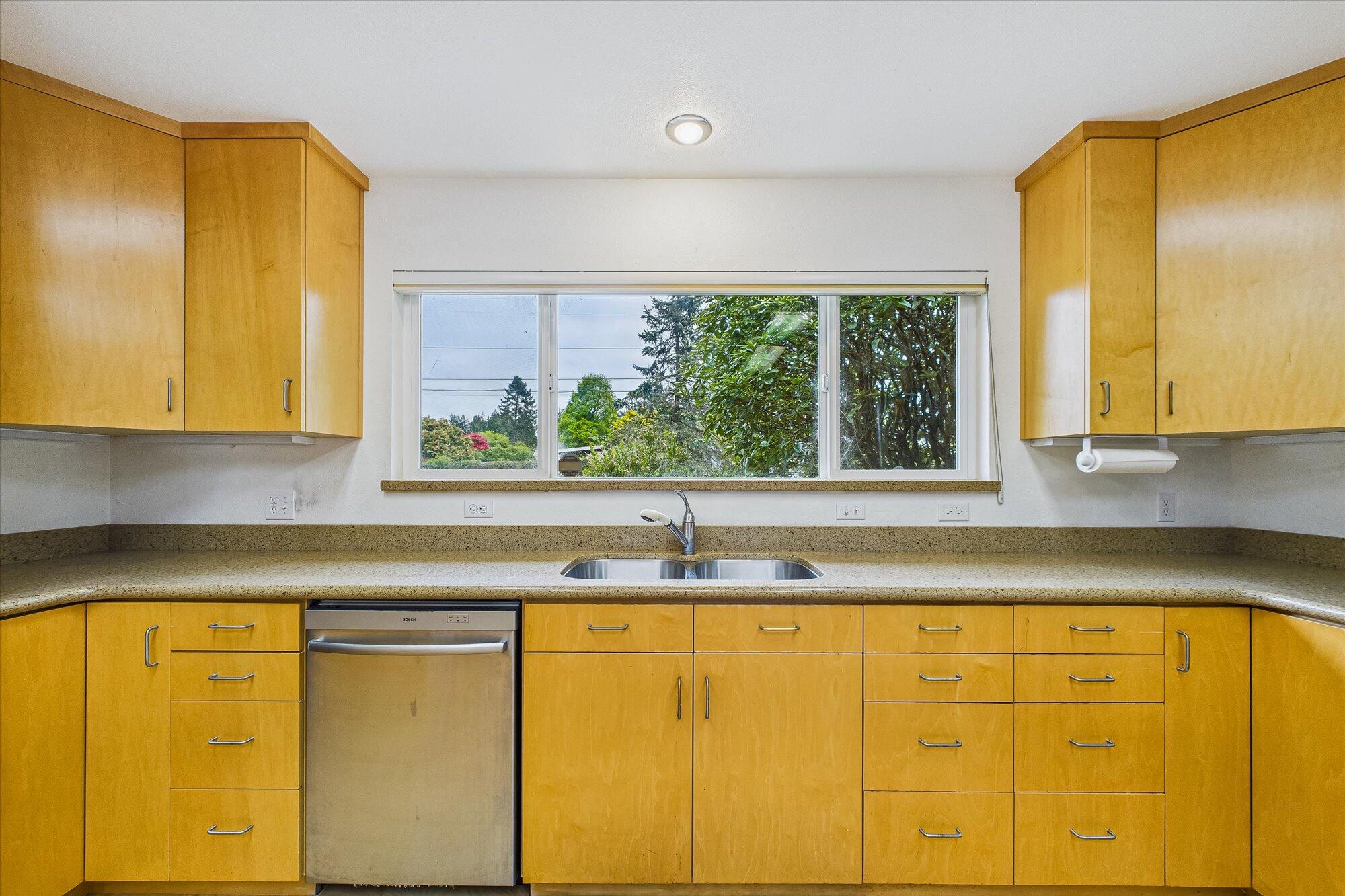 744 Westgate Drive