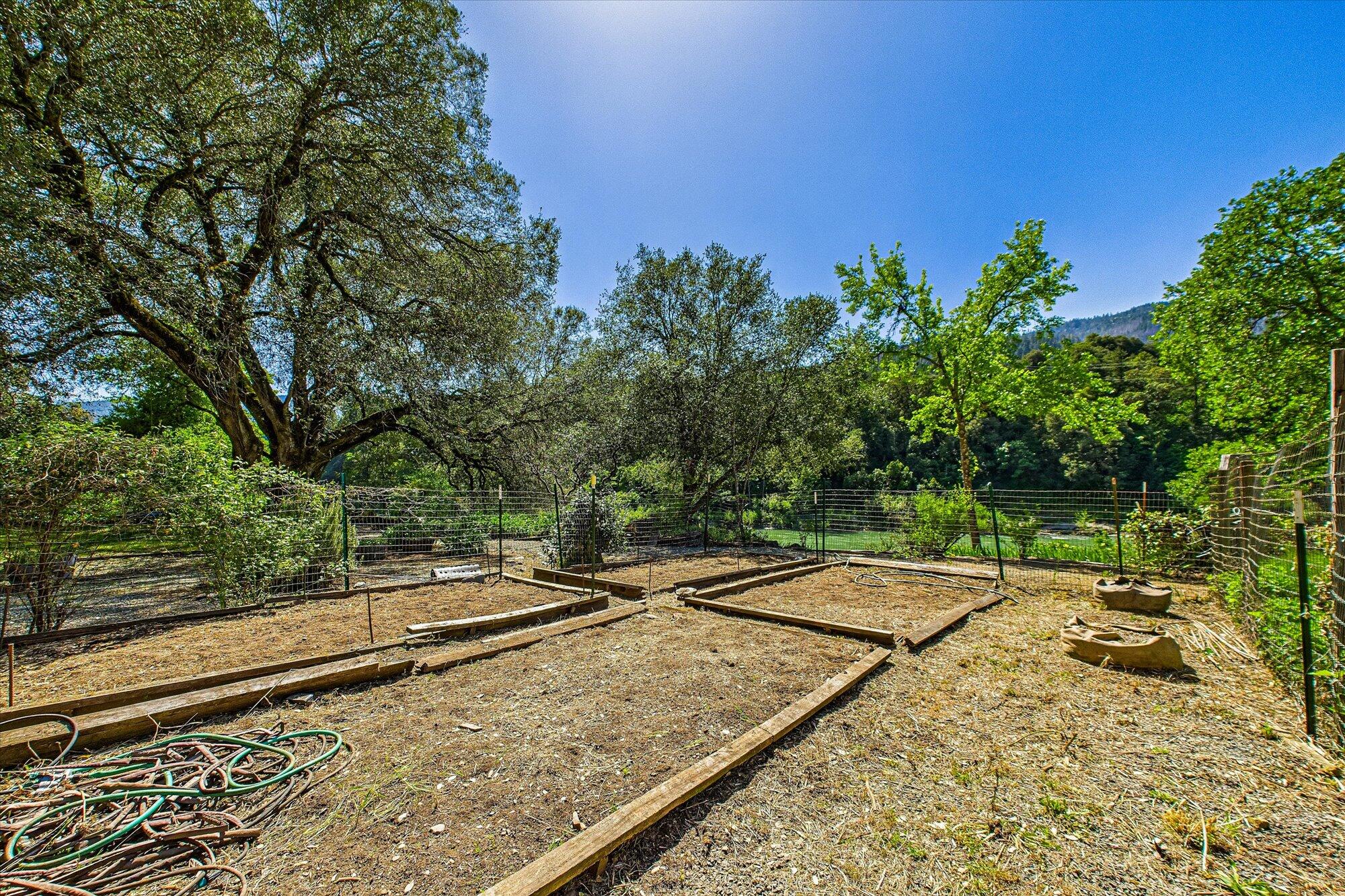 3319 Campbell Ridge Road