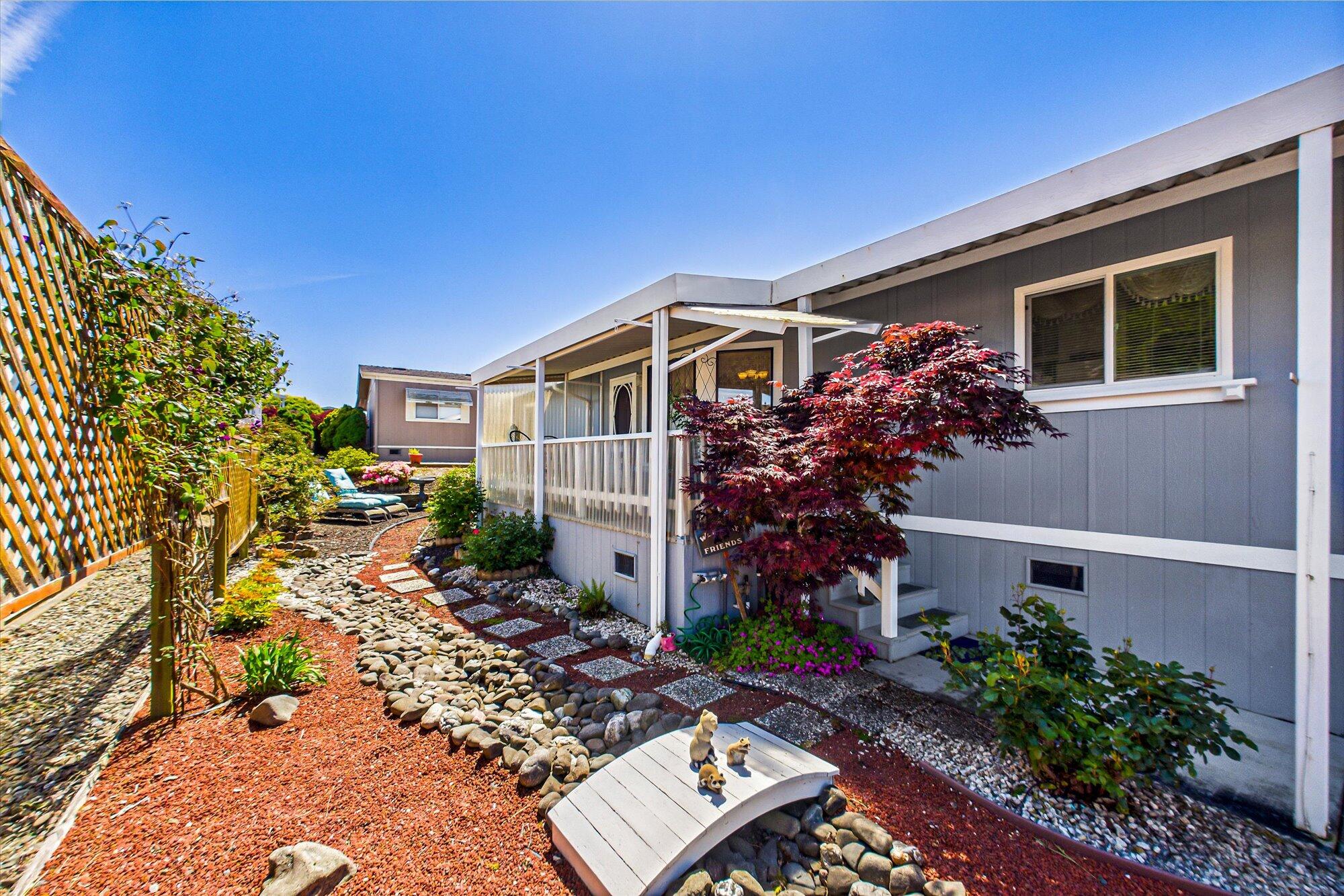 133 Castle Court 133