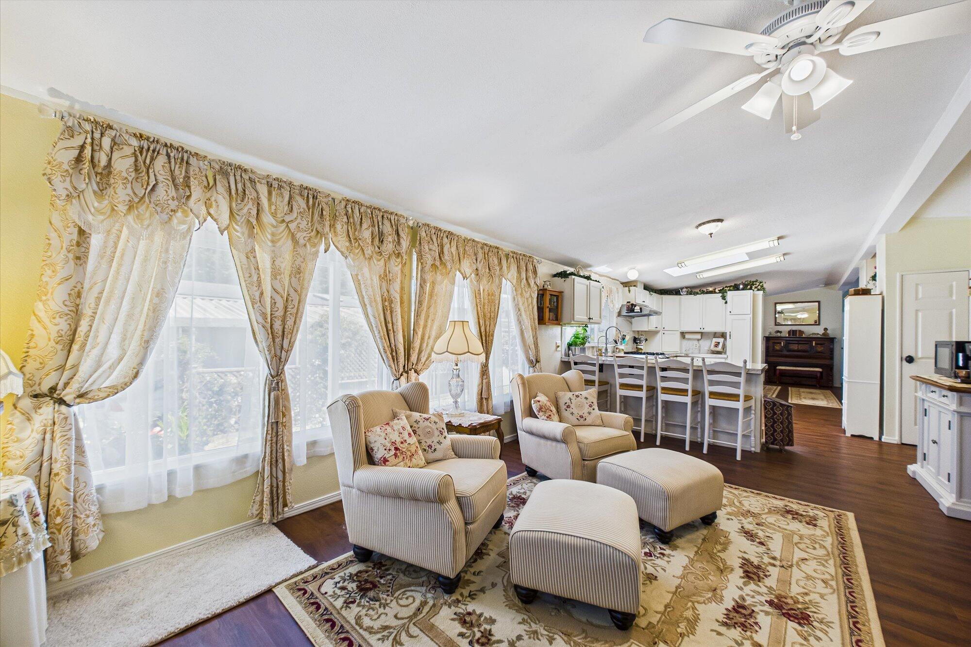 133 Castle Court 133