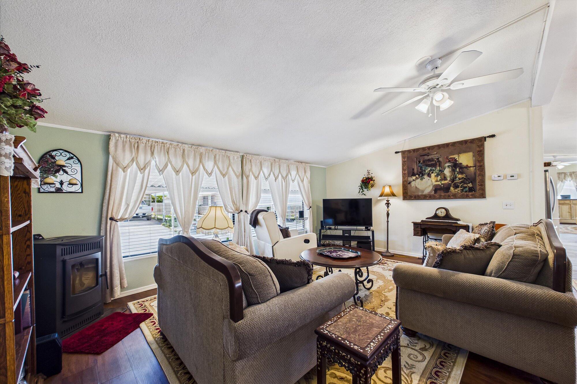 133 Castle Court 133