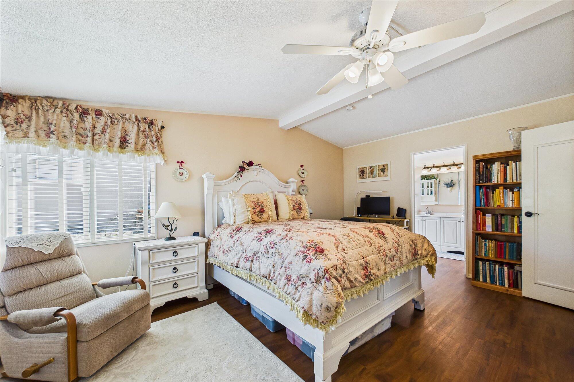 133 Castle Court 133