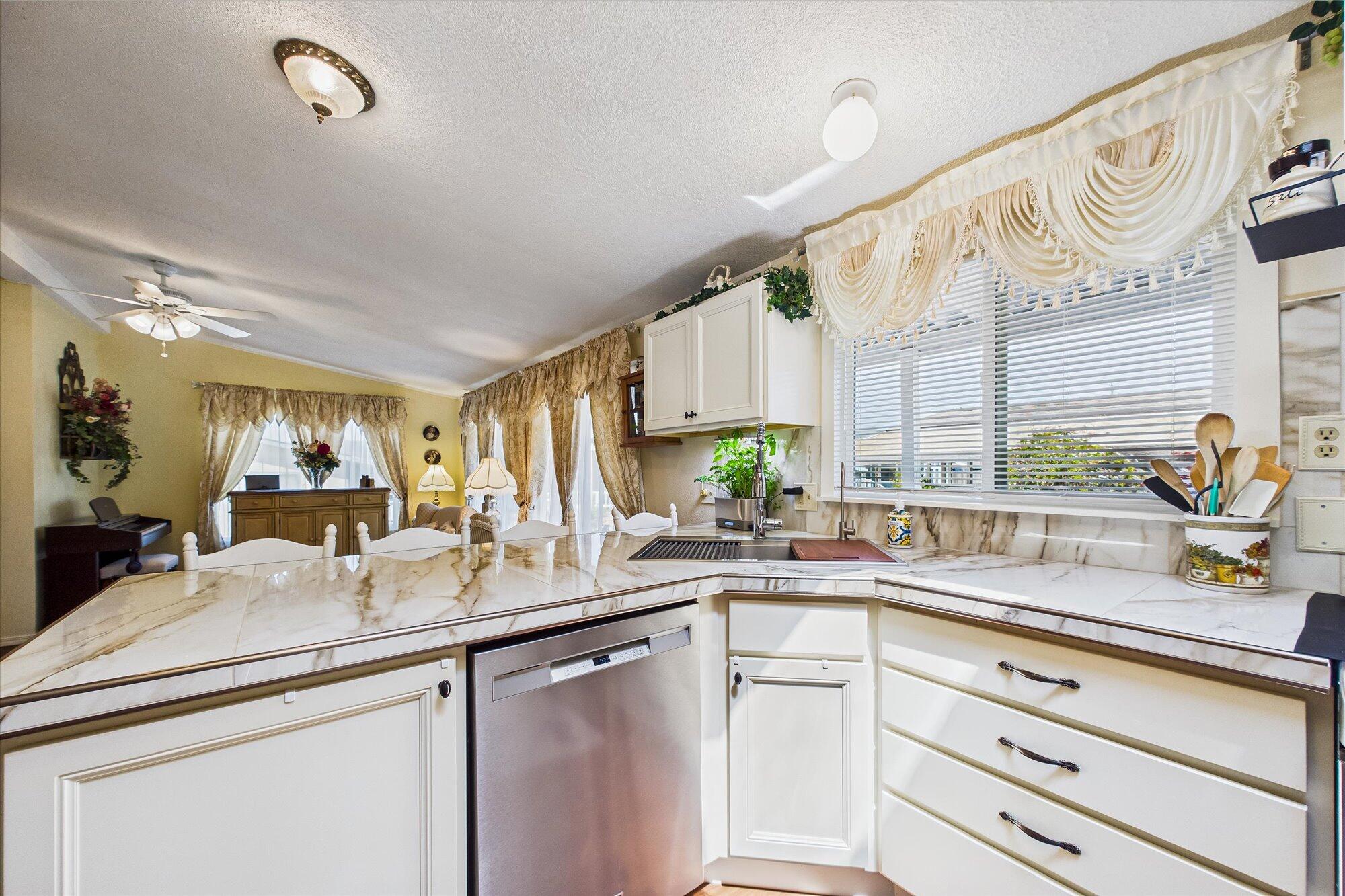 133 Castle Court 133