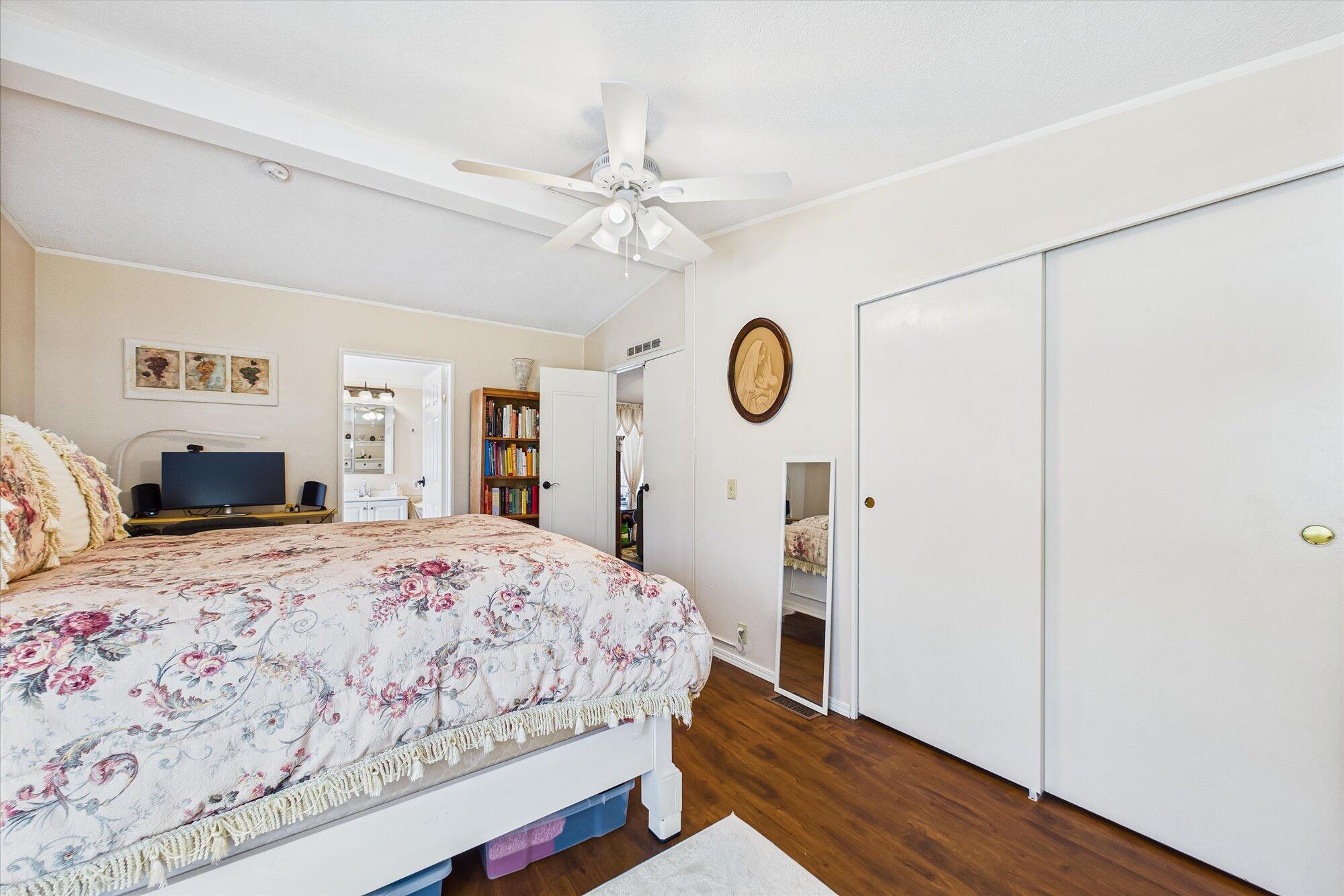 133 Castle Court 133