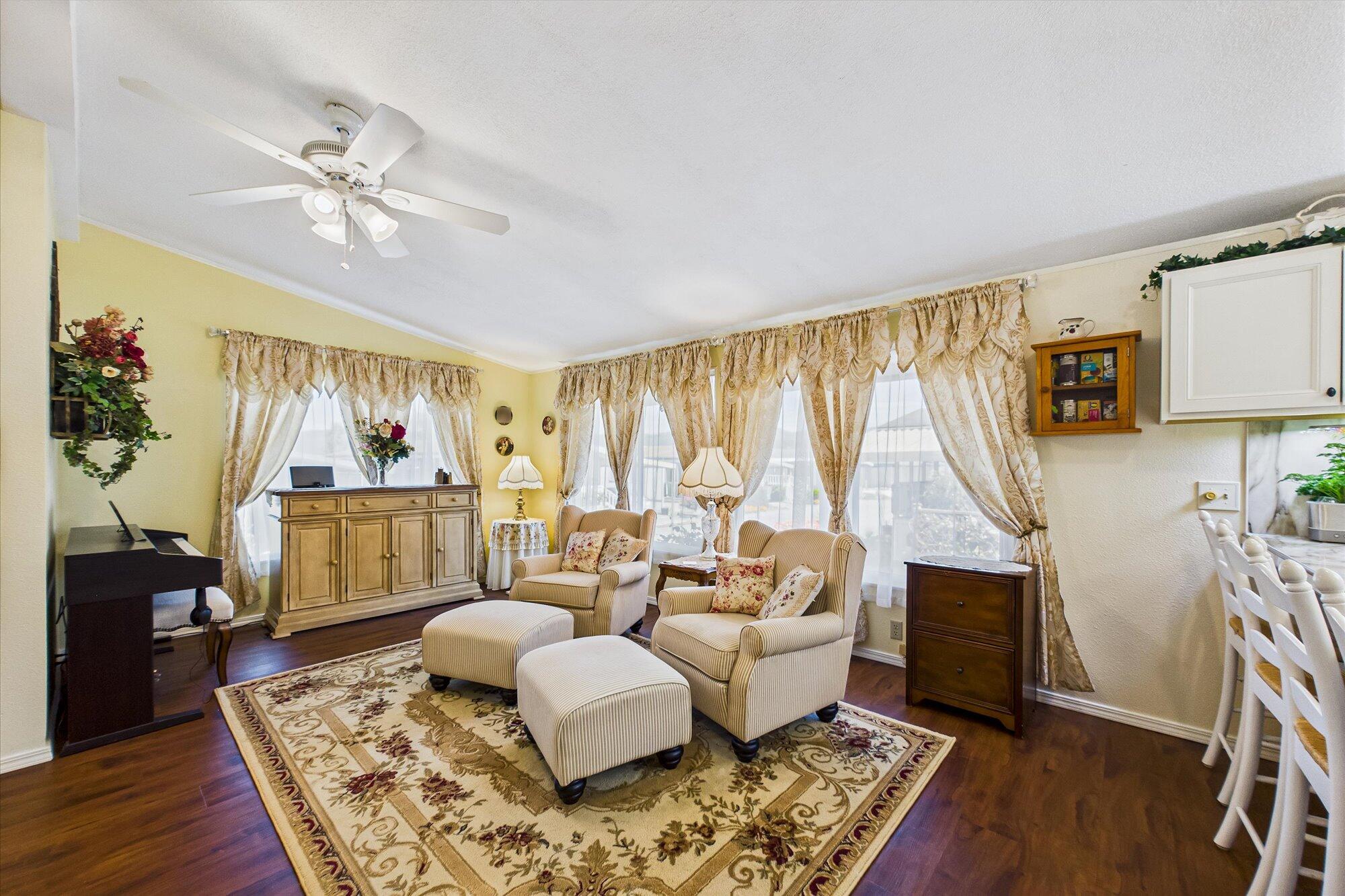 133 Castle Court 133