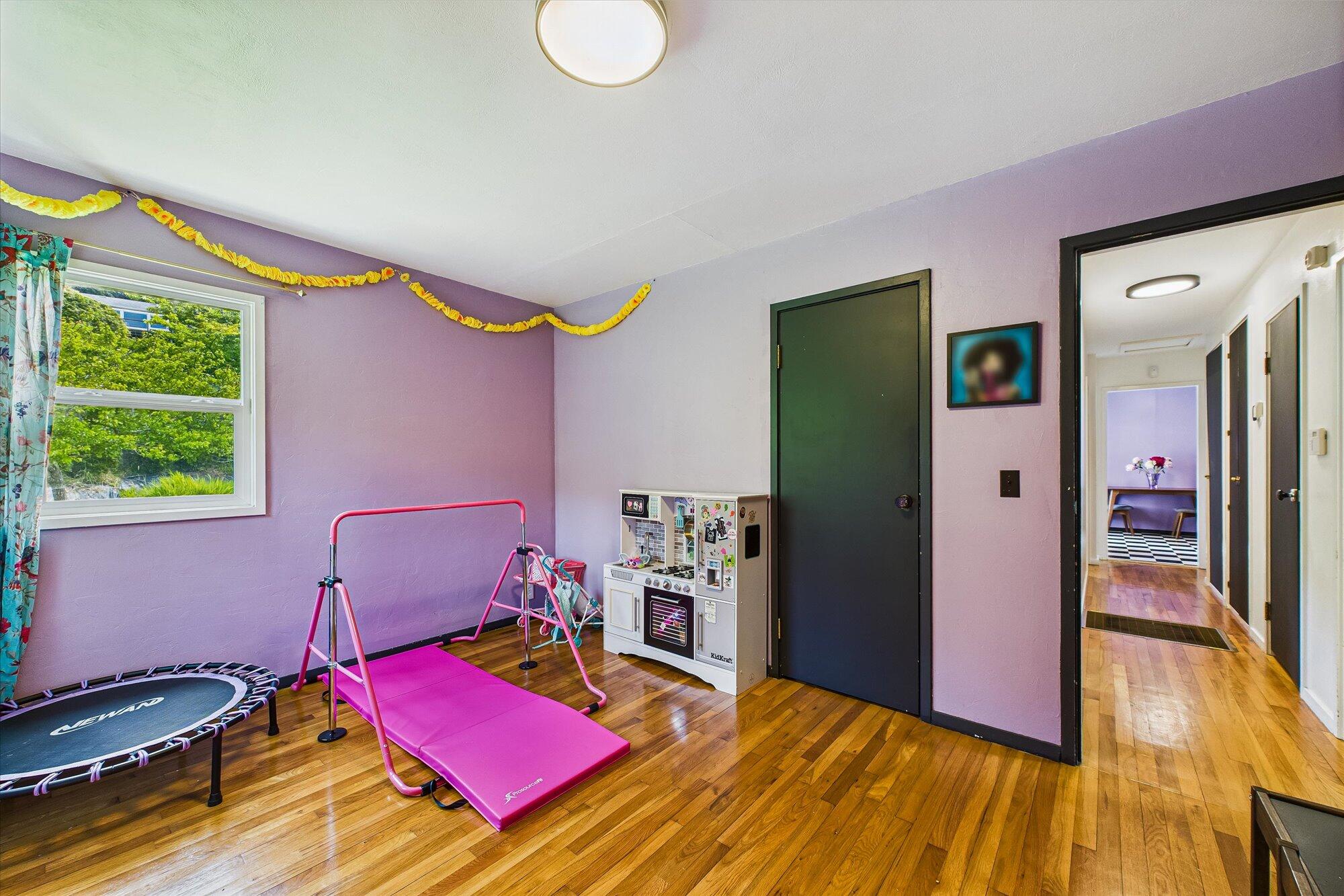 312 Shirley Boulevard