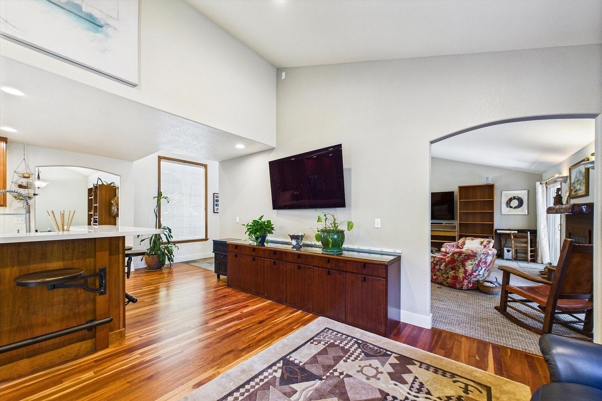 1002 Diamond Drive