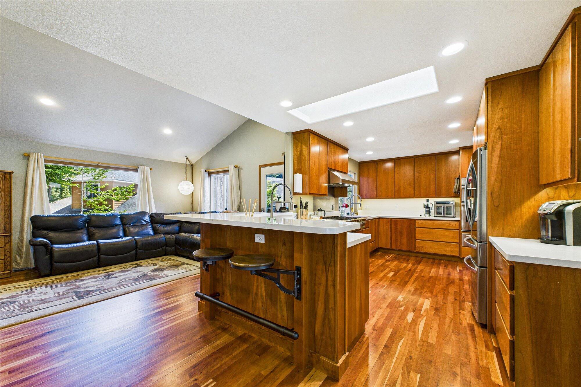 1002 Diamond Drive