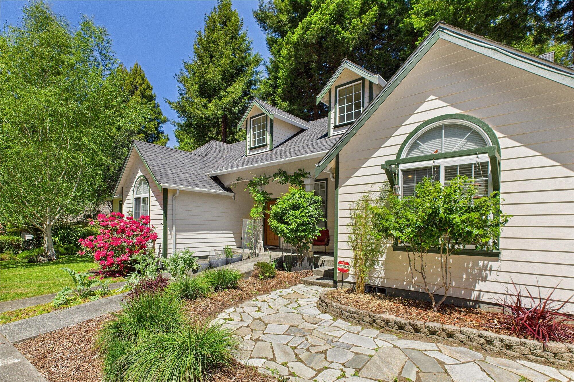 1002 Diamond Drive