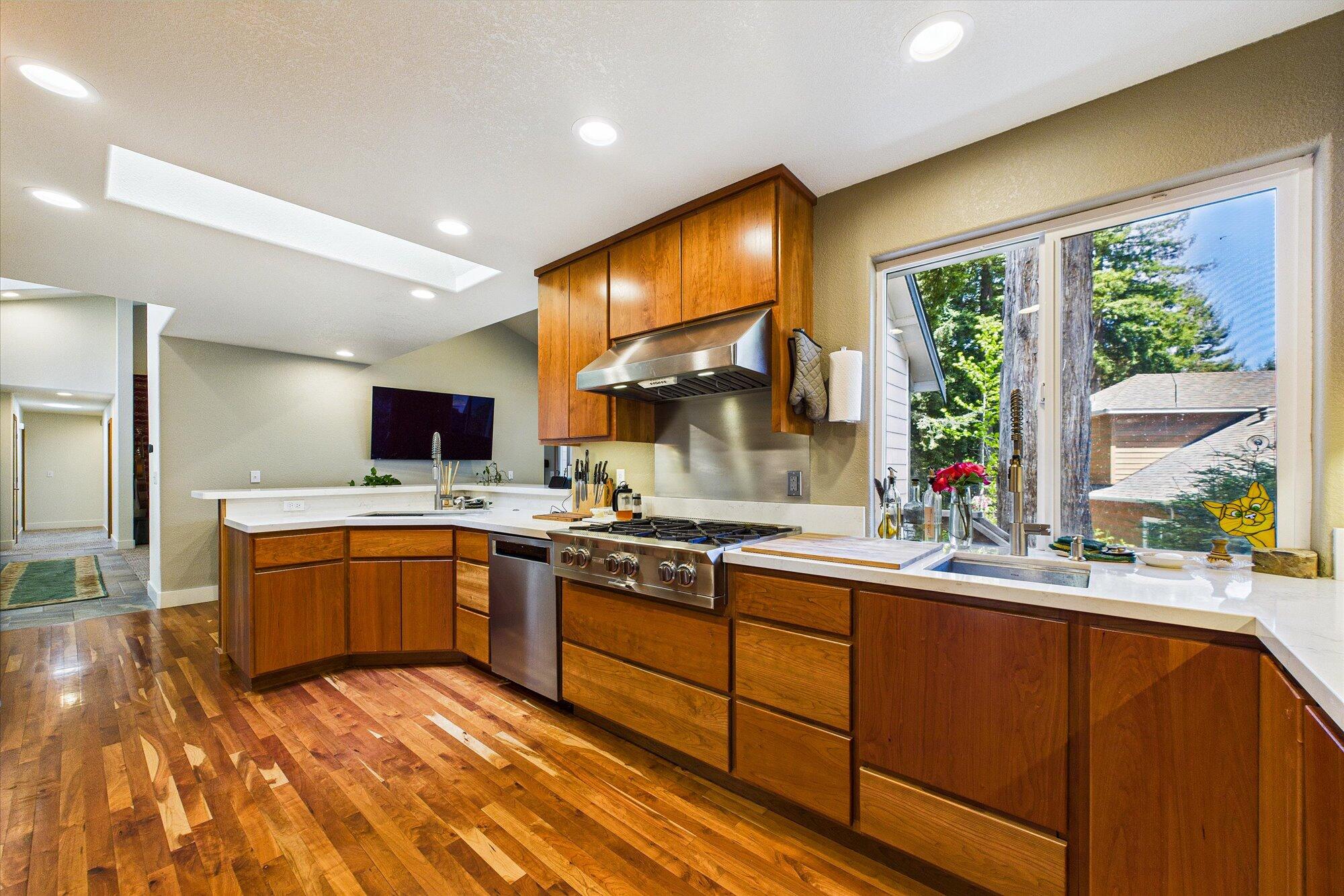1002 Diamond Drive