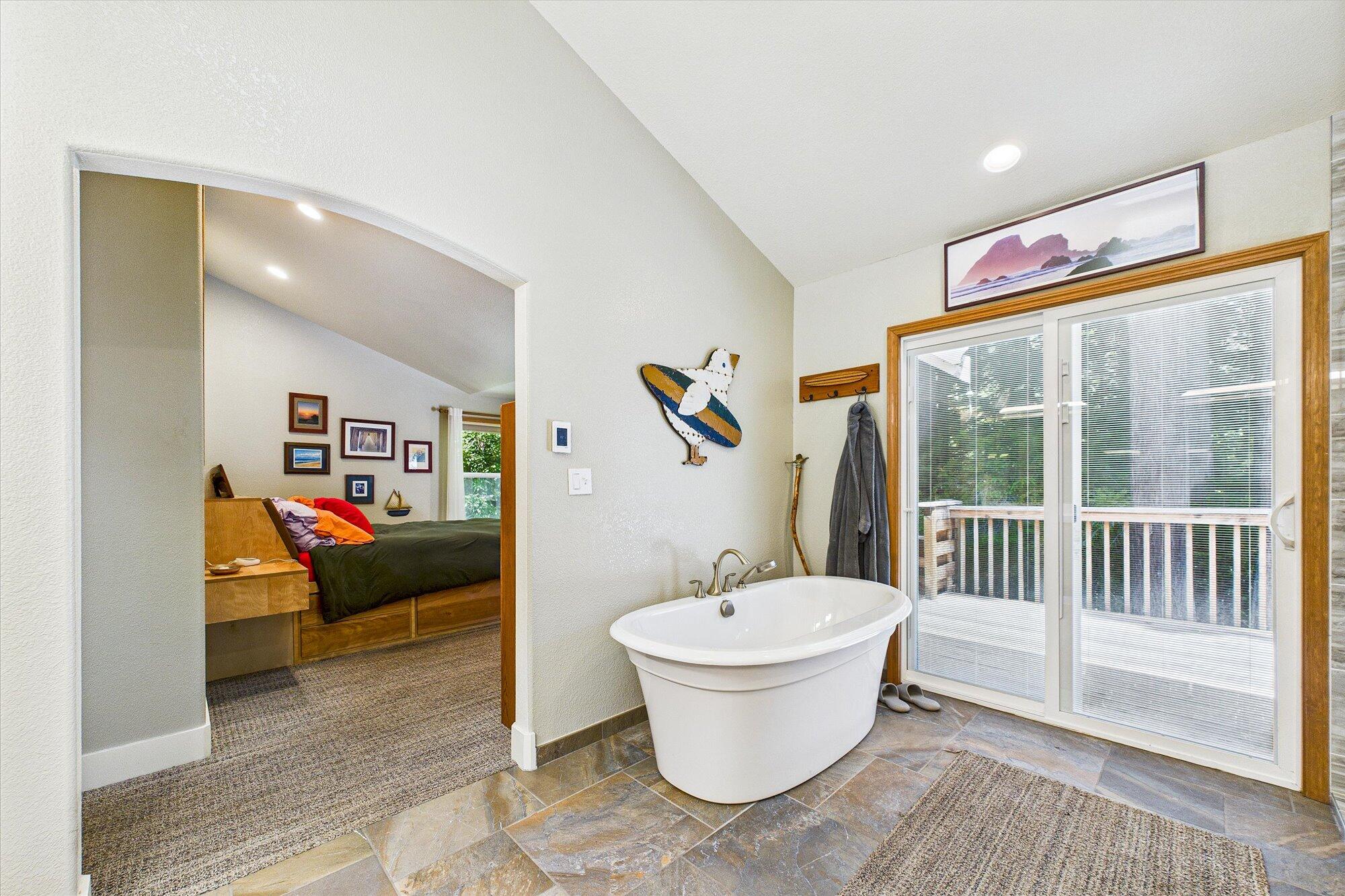 1002 Diamond Drive