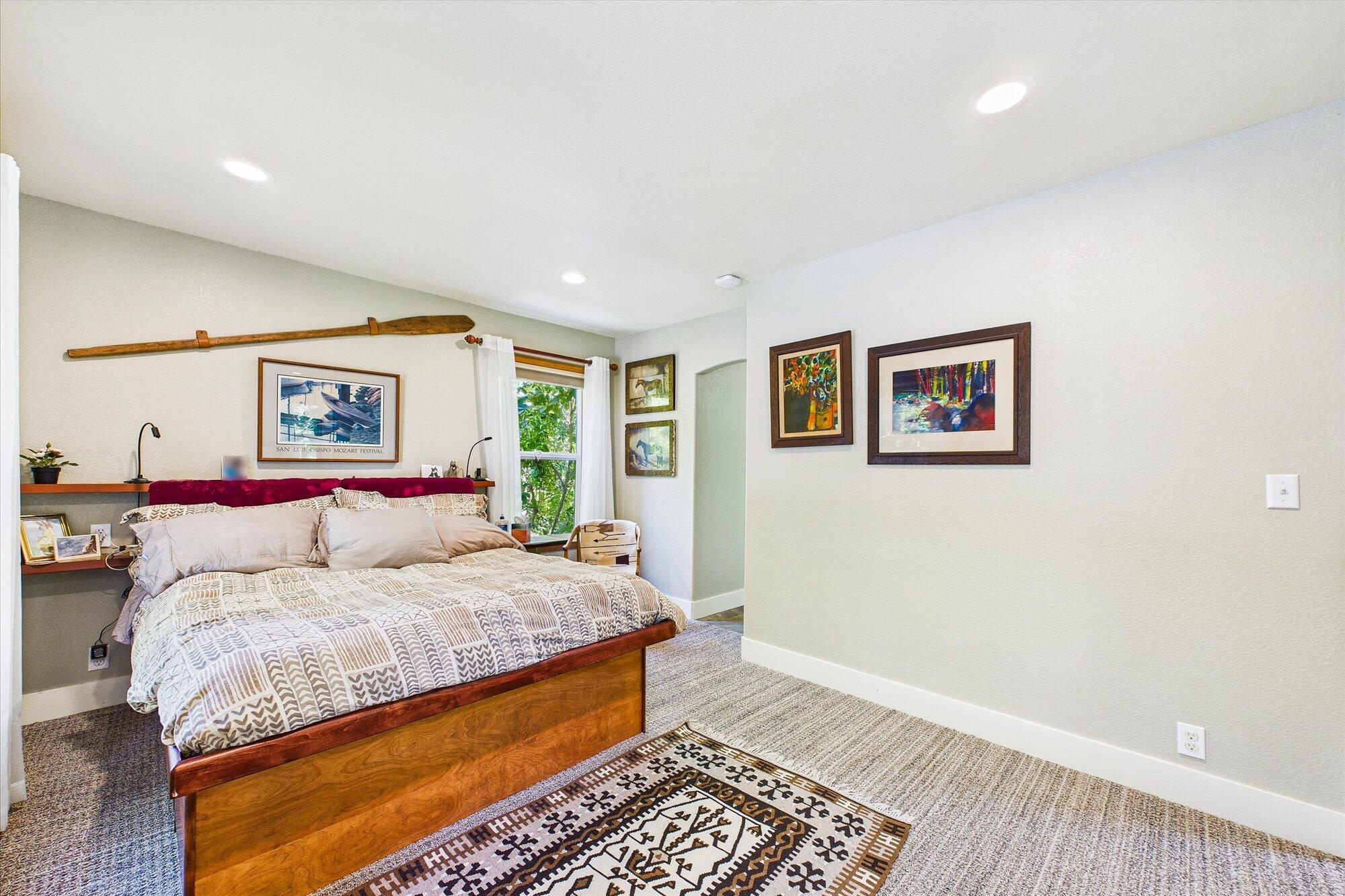 1002 Diamond Drive