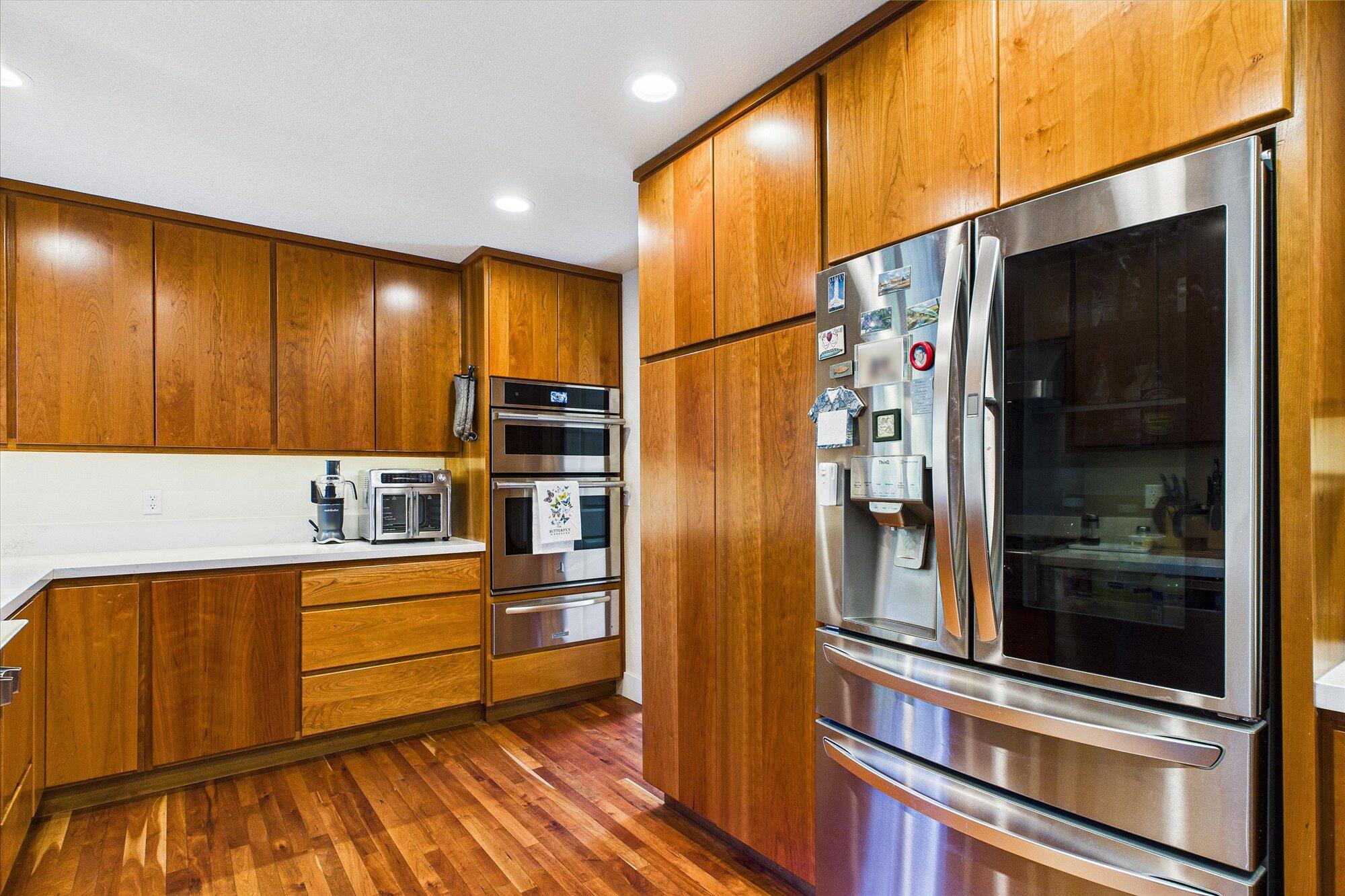 1002 Diamond Drive