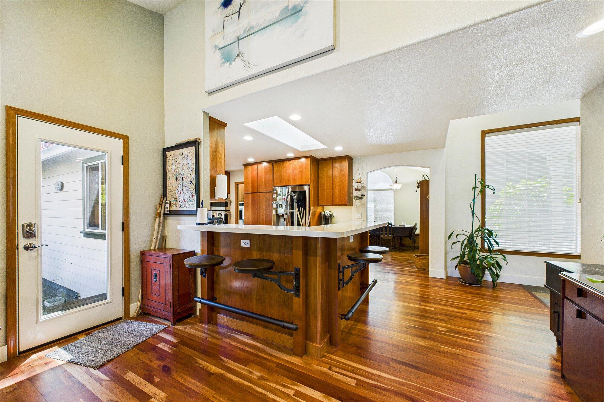 1002 Diamond Drive