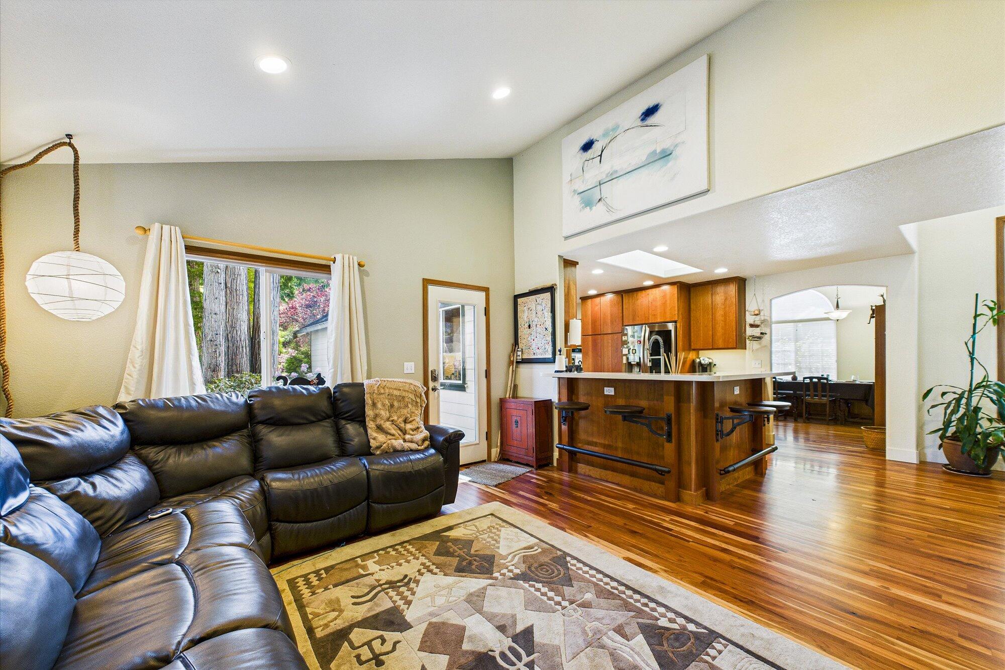 1002 Diamond Drive