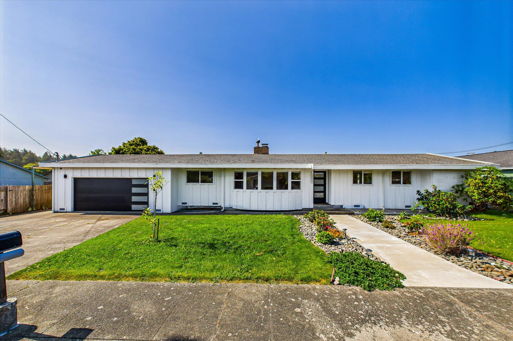 1904 Pickett Road, McKinleyville