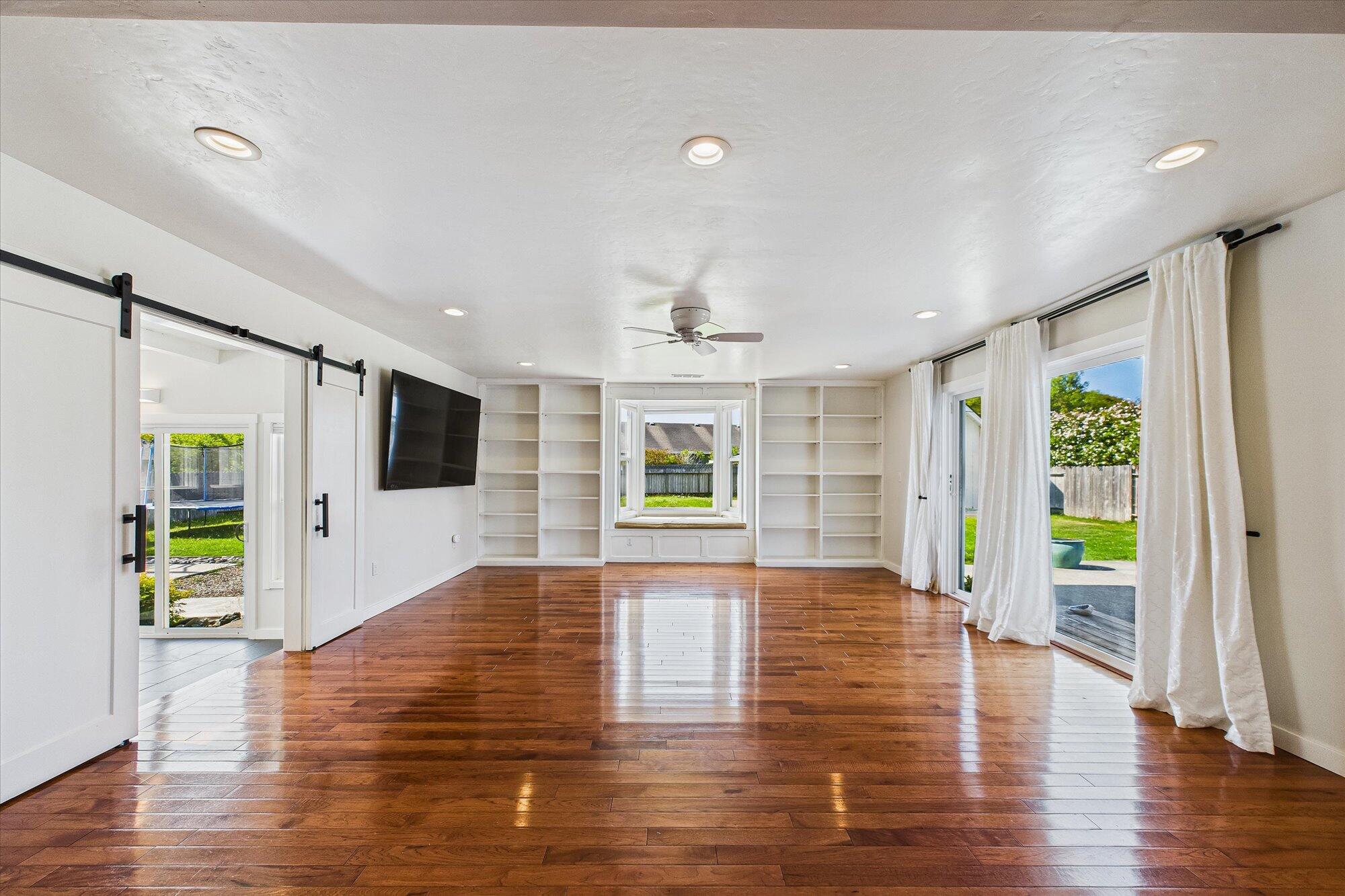 1904 Pickett Road, McKinleyville