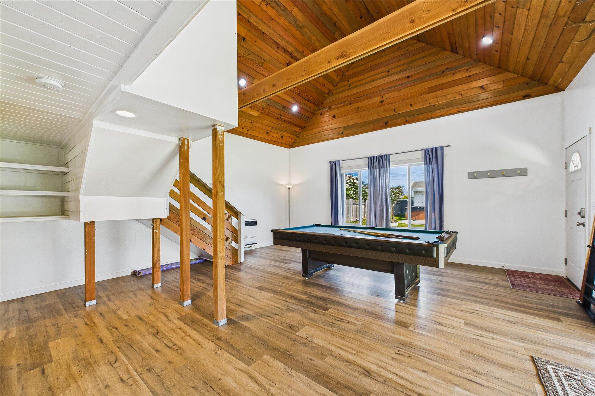 1904 Pickett Road, McKinleyville