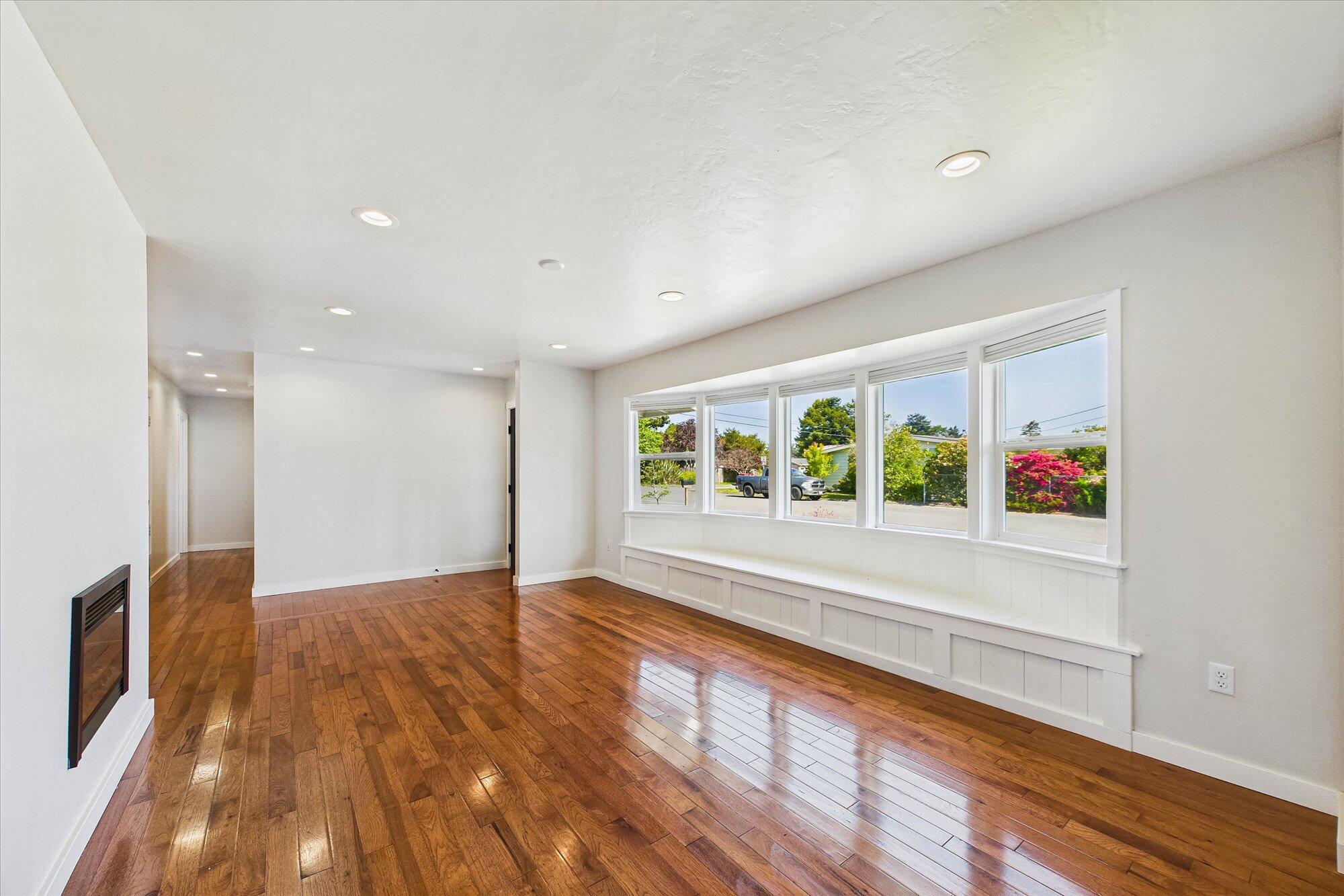 1904 Pickett Road, McKinleyville