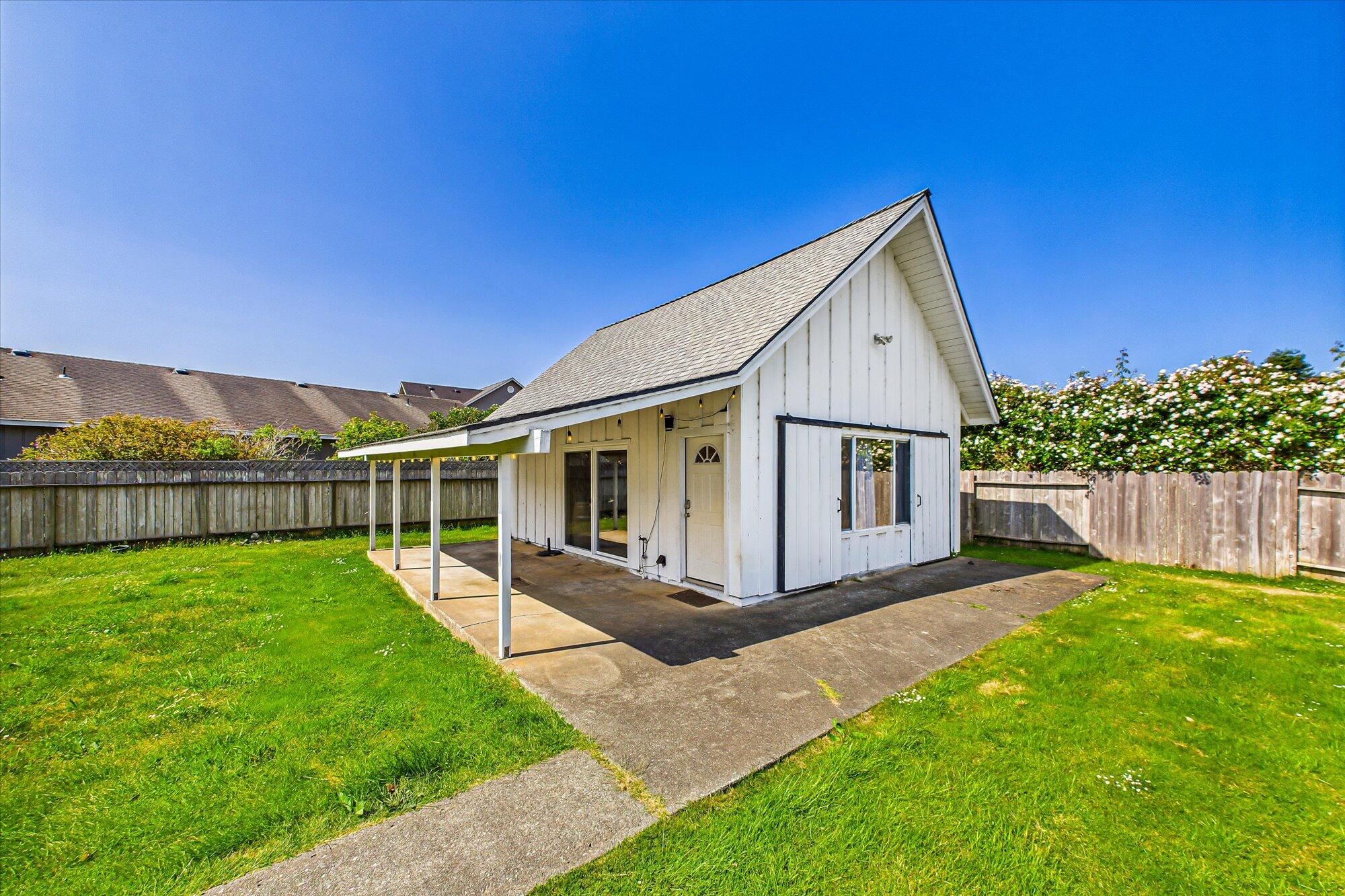 1904 Pickett Road, McKinleyville