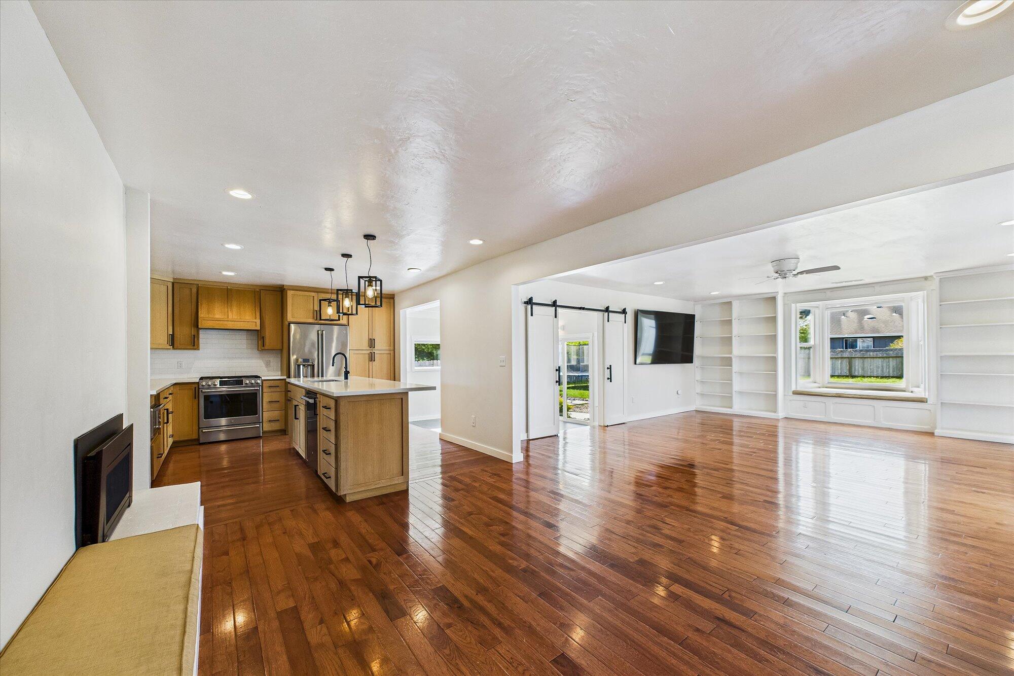 1904 Pickett Road, McKinleyville