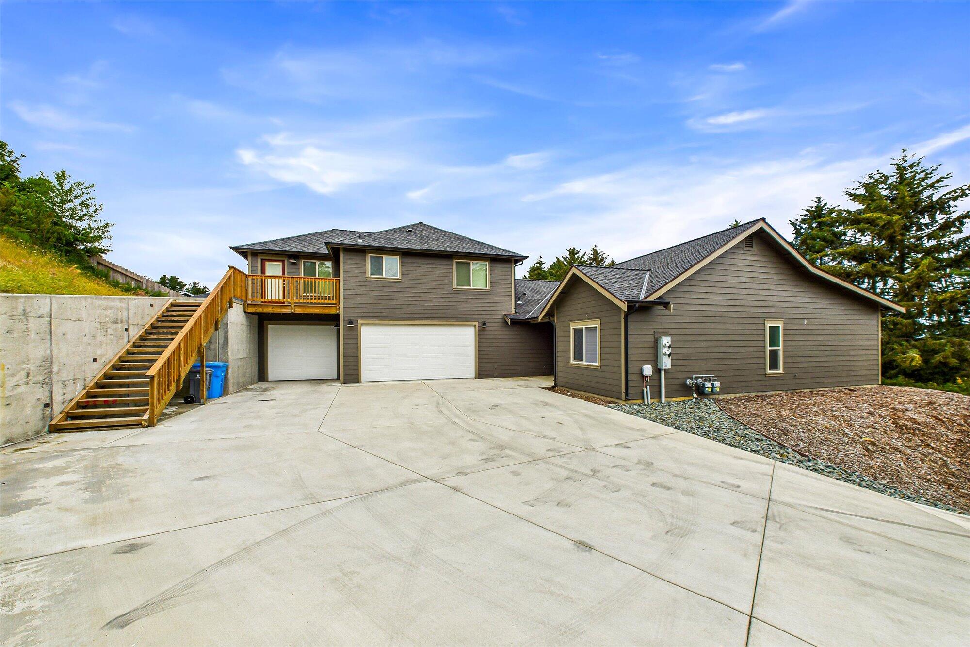 28 + 30 Blue Spruce Drive