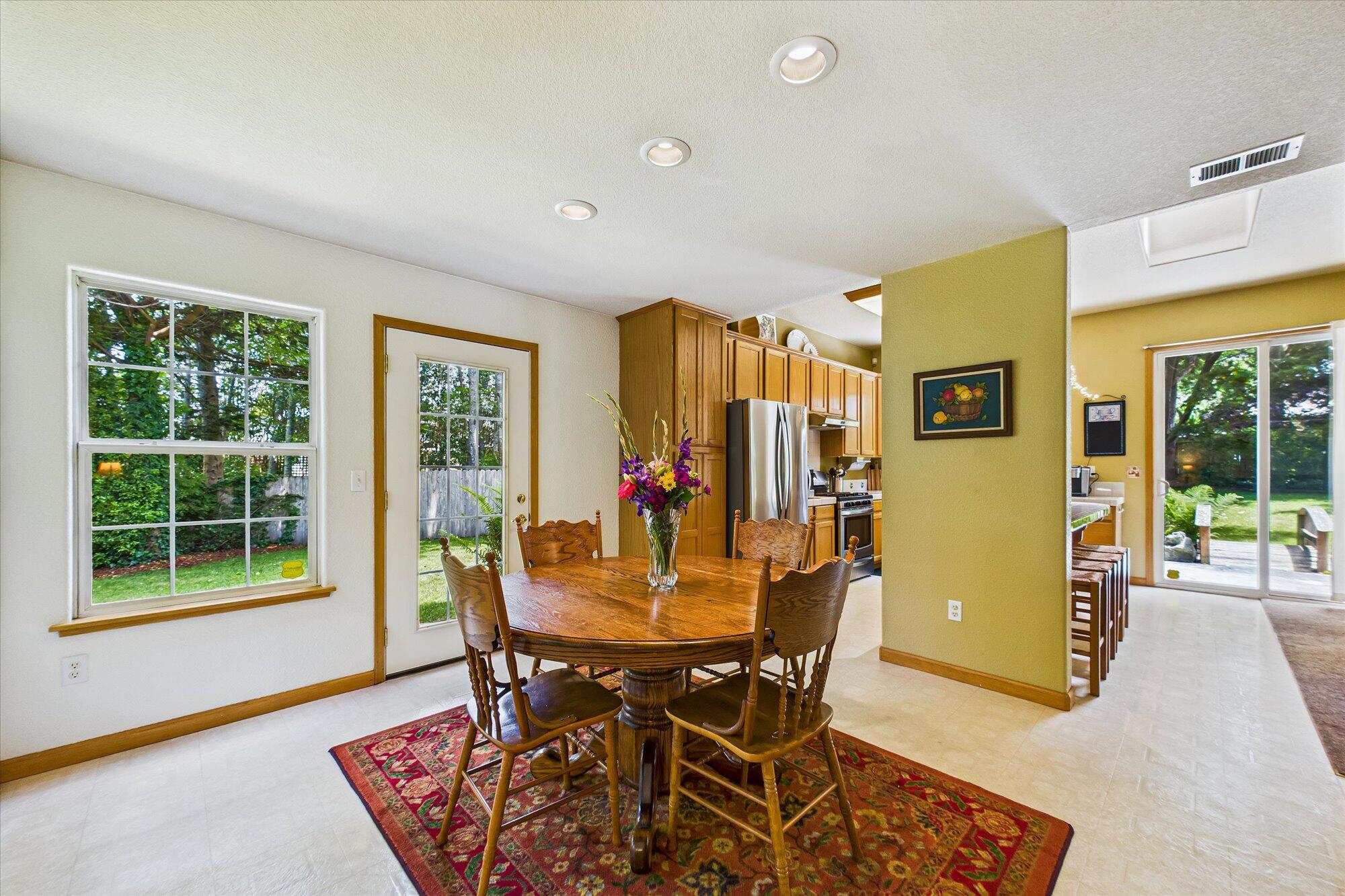 1383 Chaparral Avenue, McKinleyville