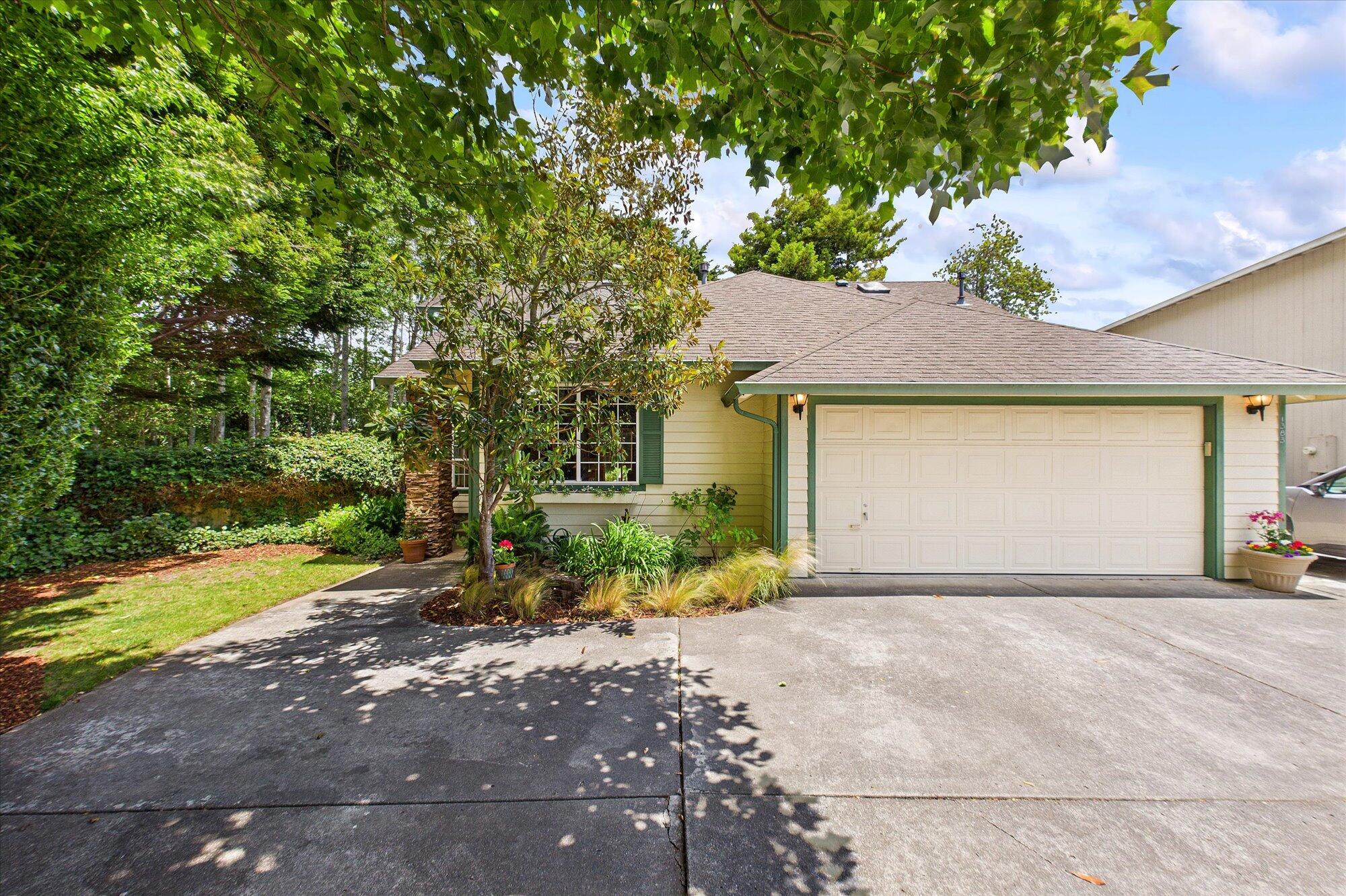 1383 Chaparral Avenue, McKinleyville