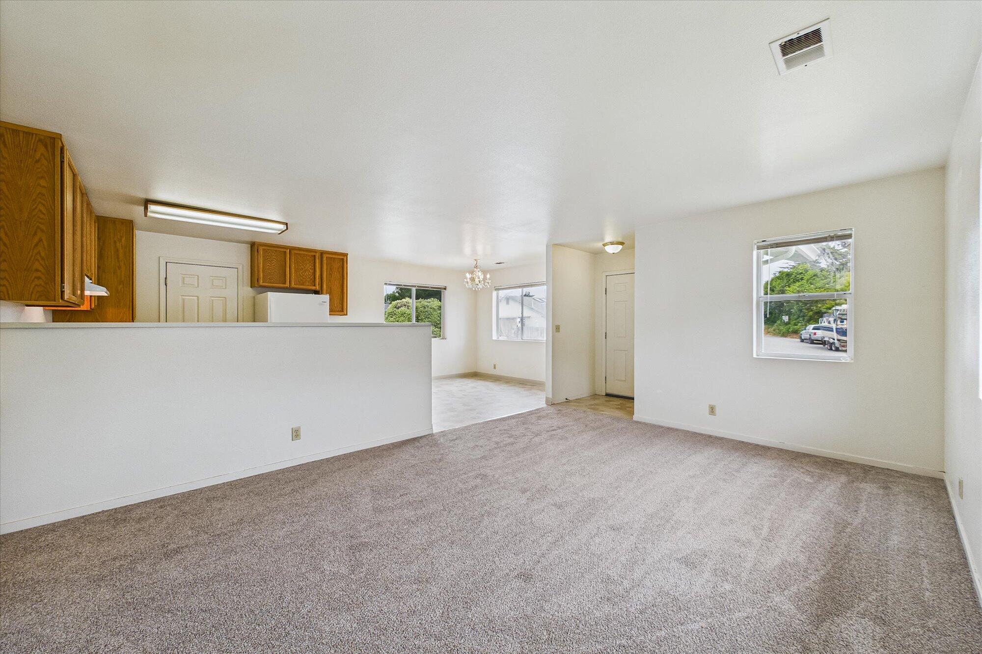 2070 Thiel Avenue, McKinleyville