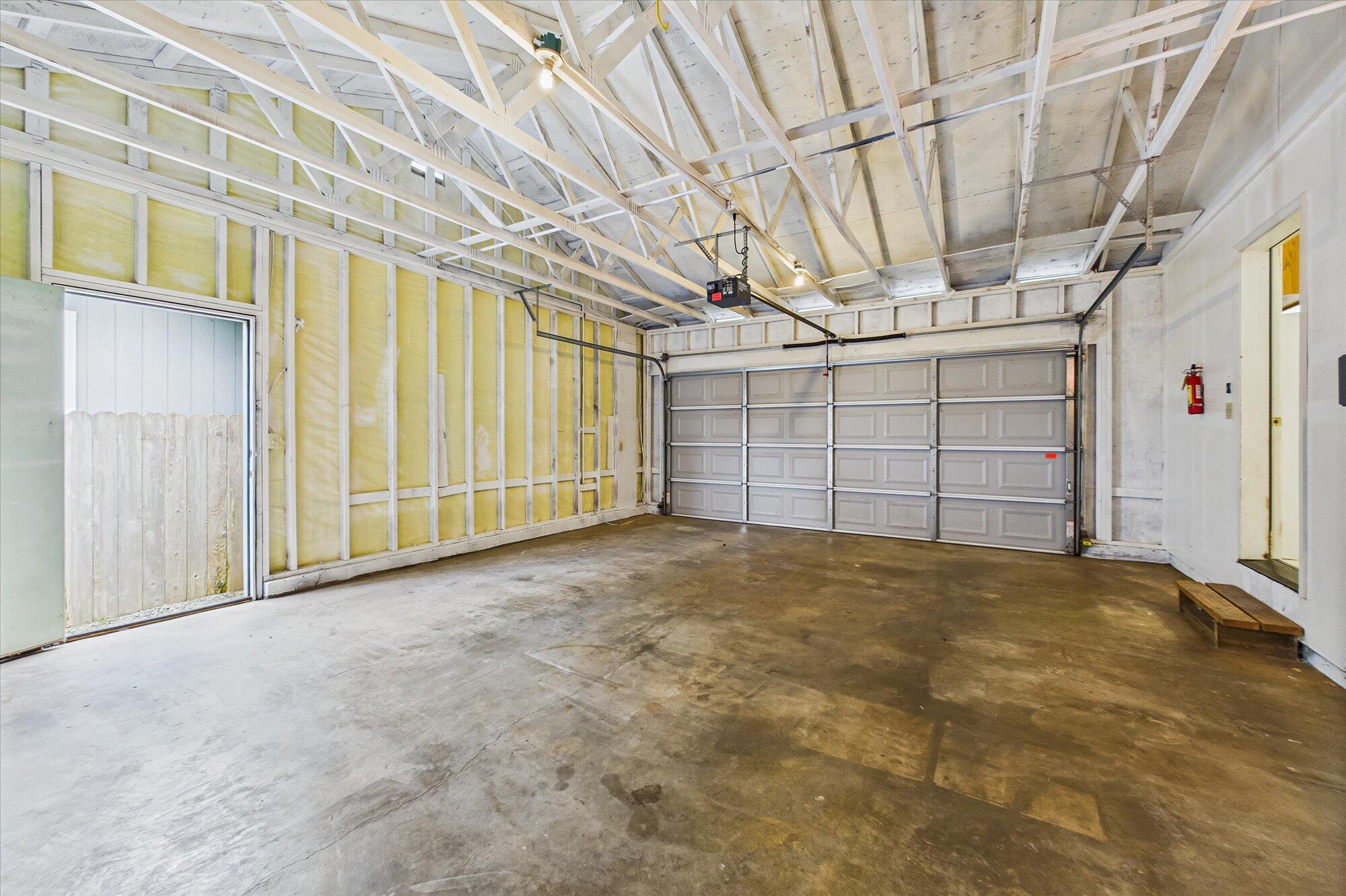 2070 Thiel Avenue, McKinleyville