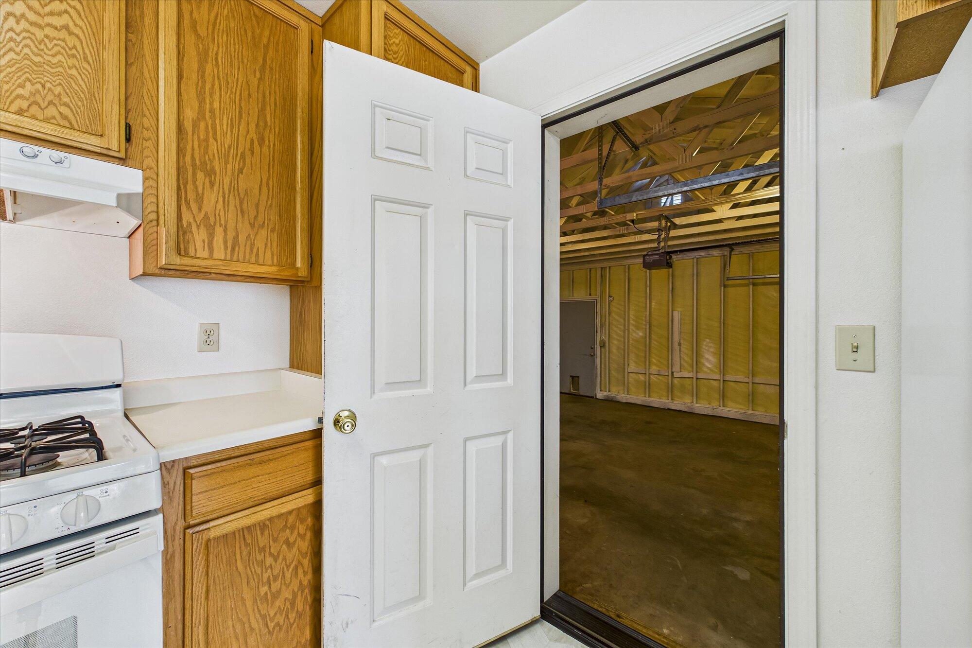 2070 Thiel Avenue, McKinleyville