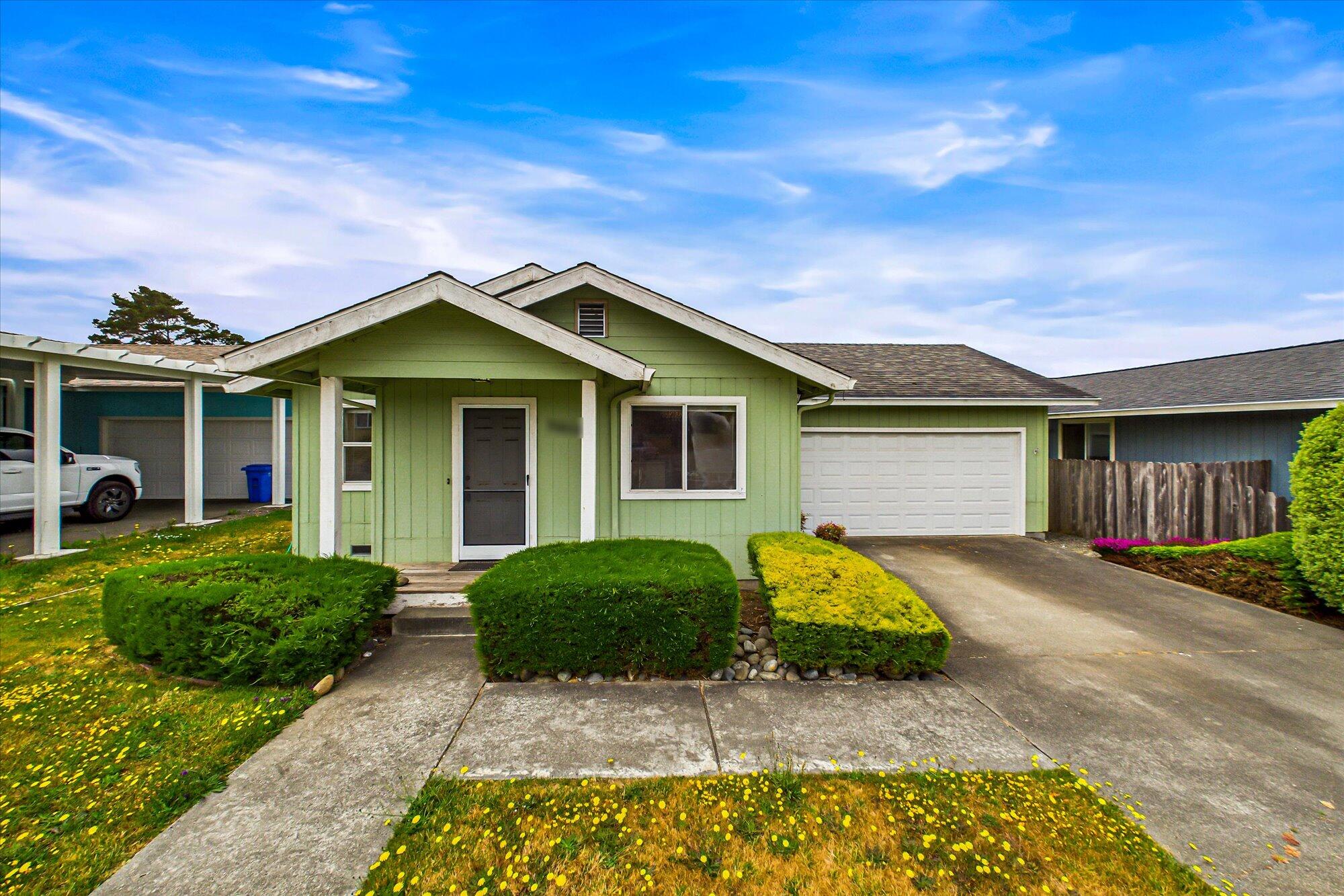 2070 Thiel Avenue, McKinleyville