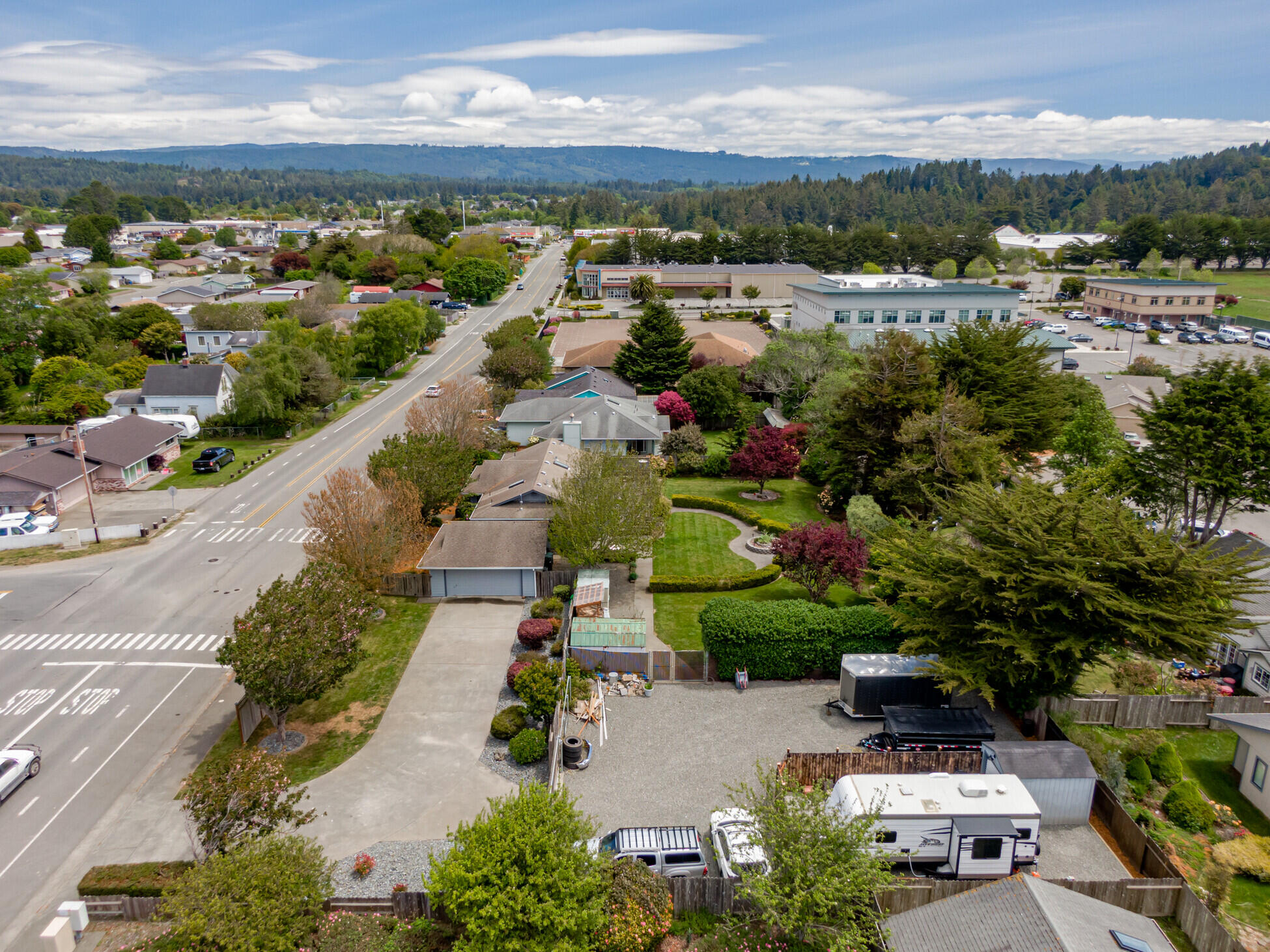 1358 School Road, McKinleyville