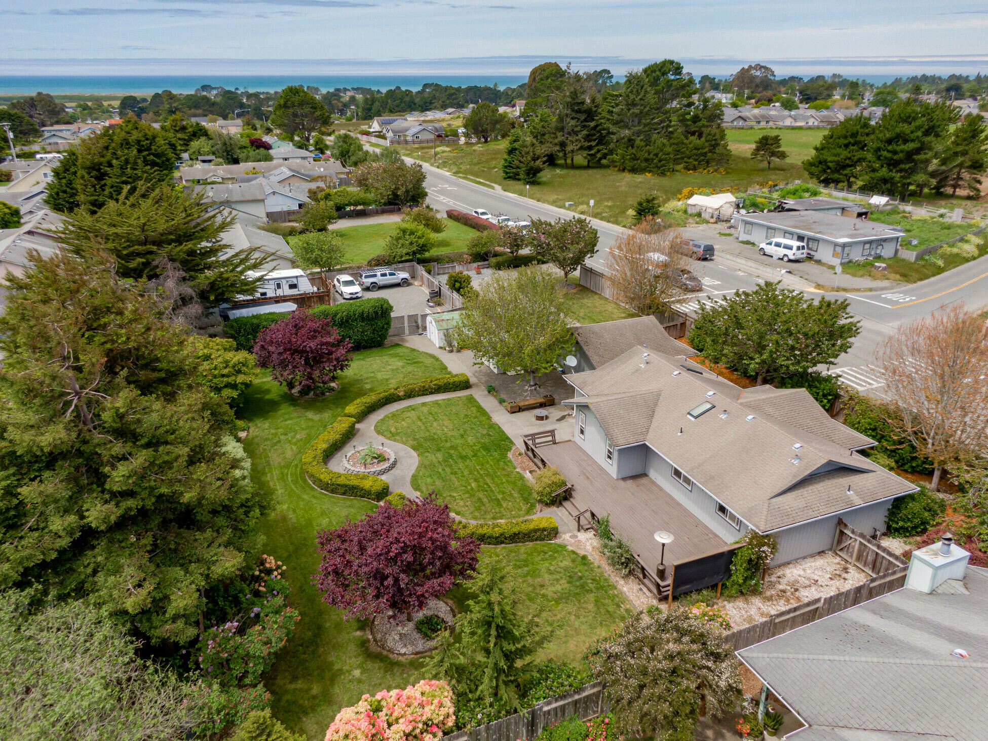 1358 School Road, McKinleyville