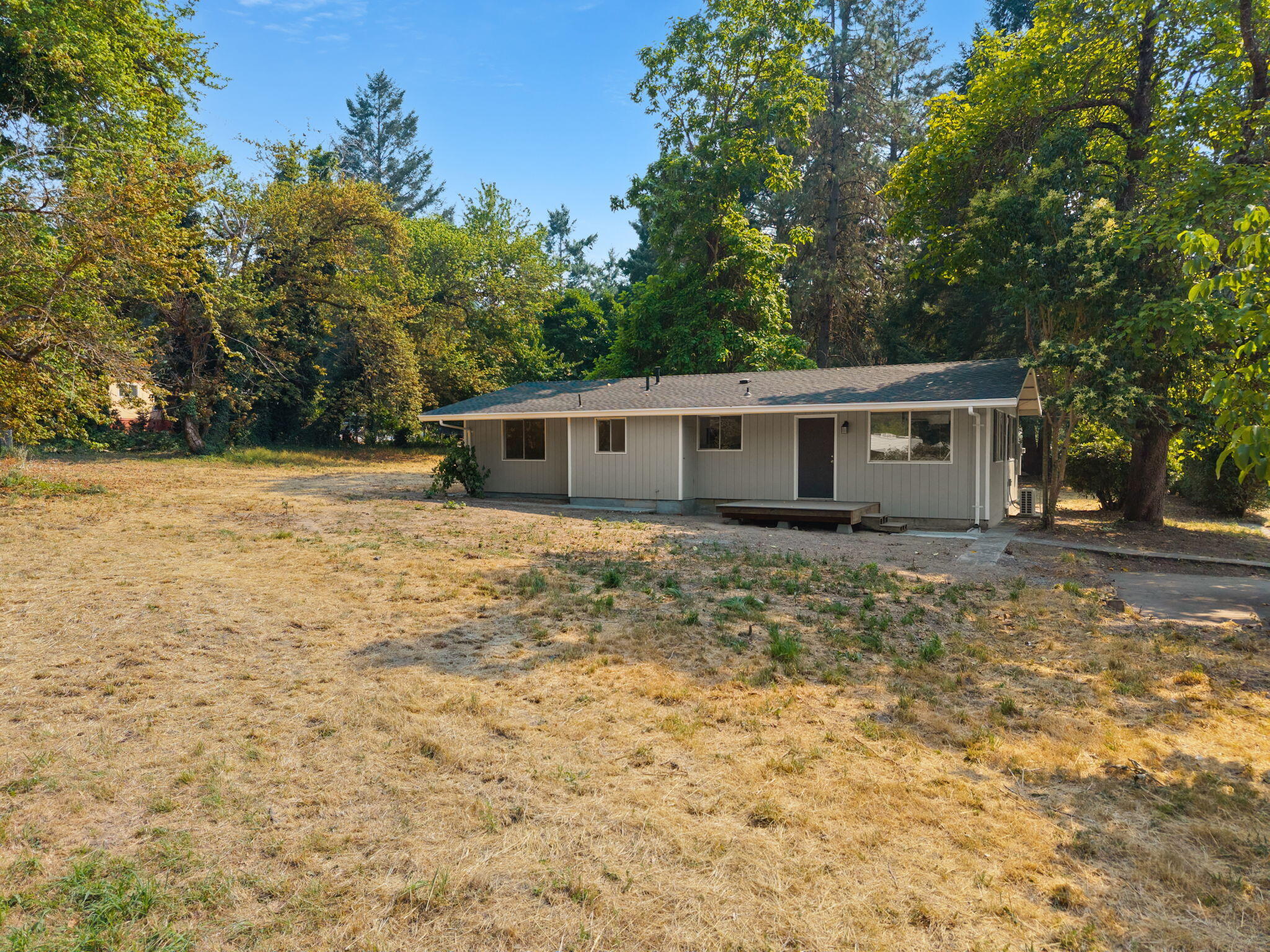 323 Sunset Place